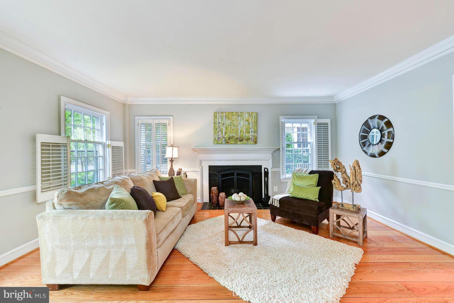 YATES GARDENS - Residential