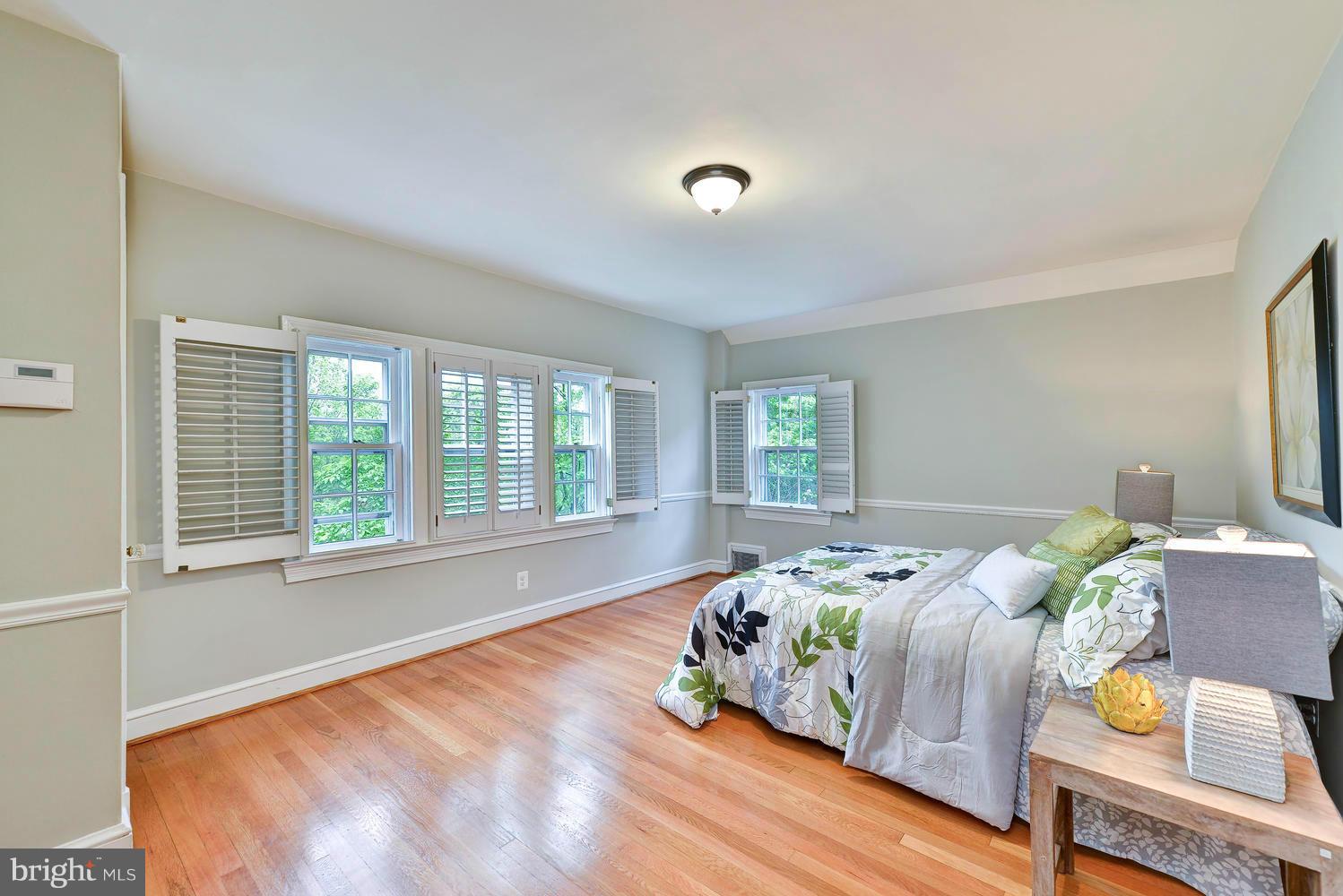 YATES GARDENS - Residential