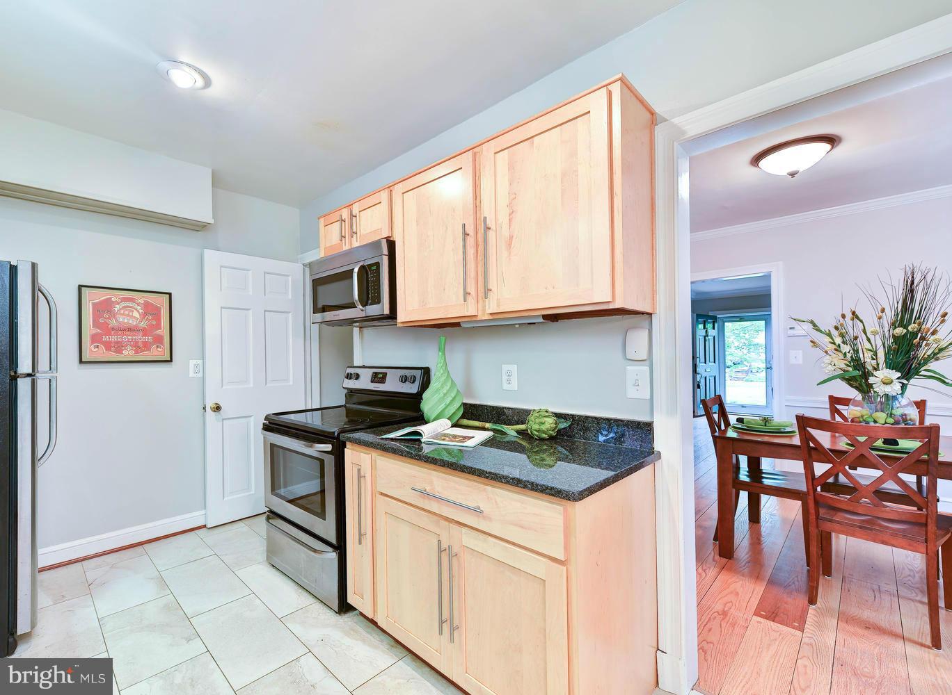 YATES GARDENS - Residential