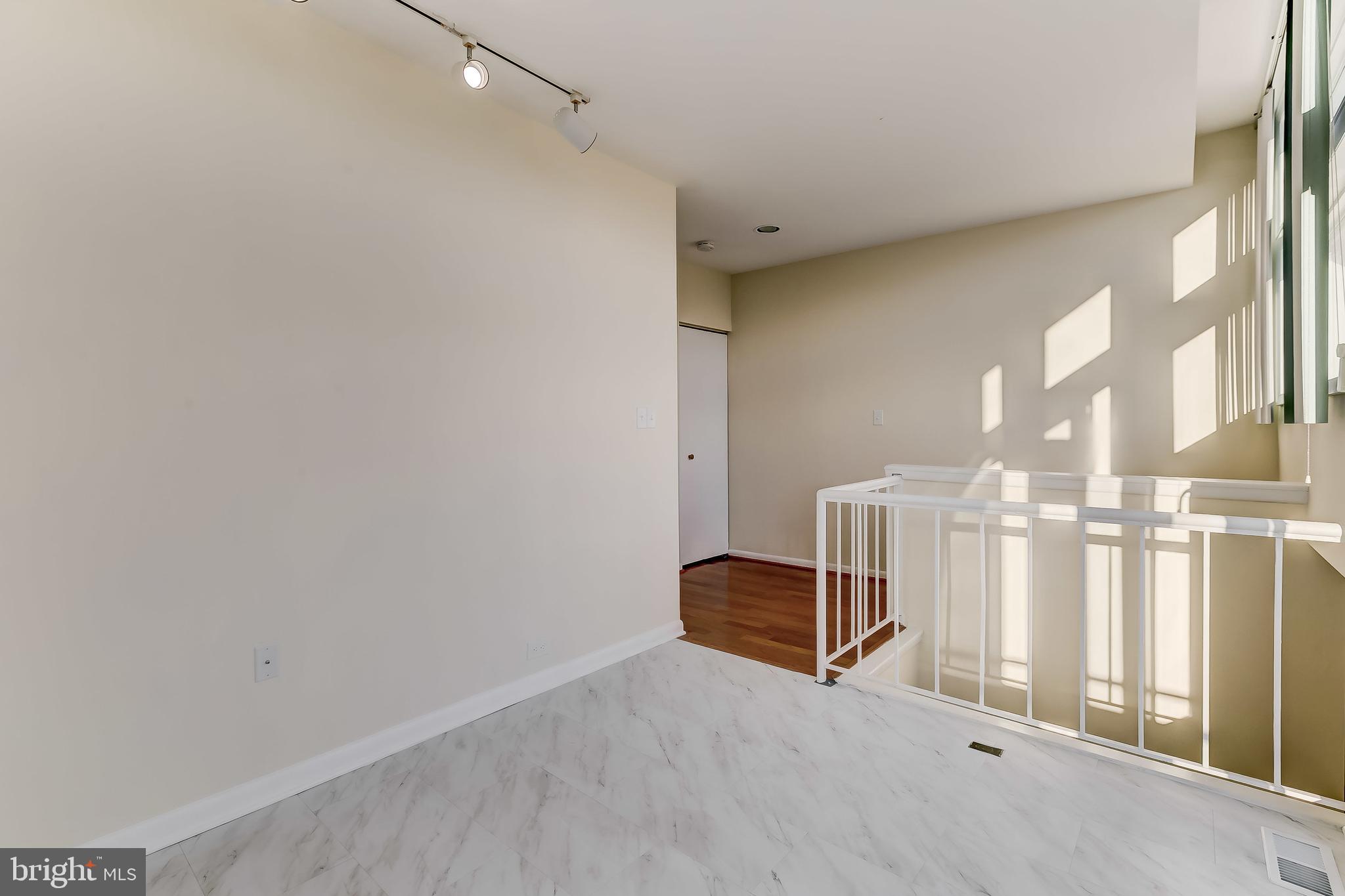OTTERBEIN - Residential Lease