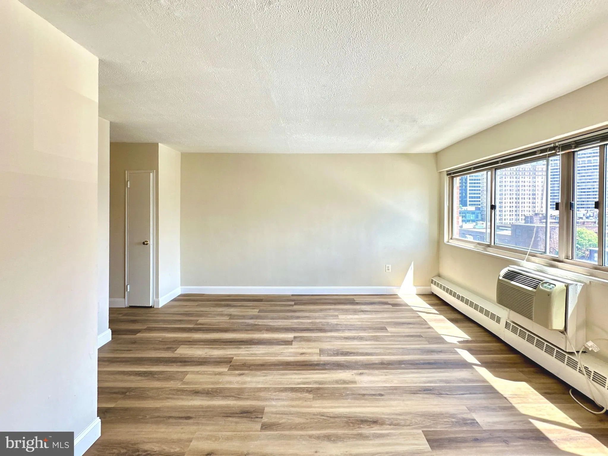 Philadelphia, Pennsylvania 19103, United States, ,1 BathroomBathrooms,Residential,Active,128493