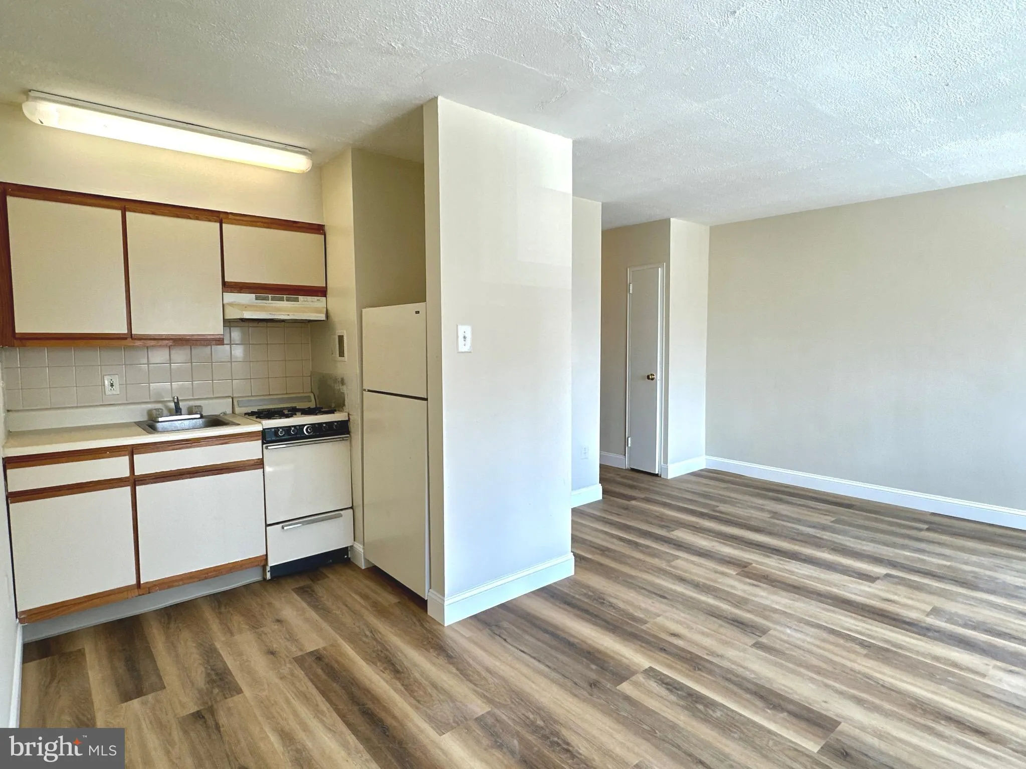 Philadelphia, Pennsylvania 19103, United States, ,1 BathroomBathrooms,Residential,Active,128493