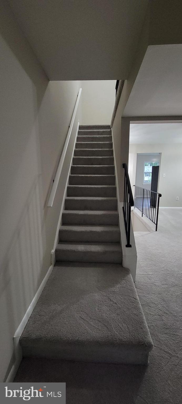 DALE CITY - Residential