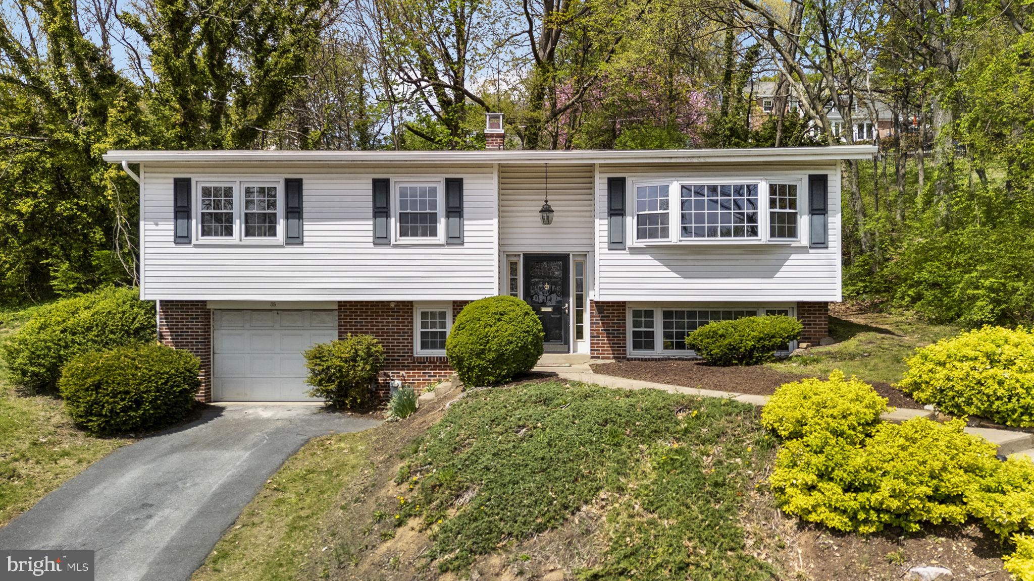 35 HAWTHORNE ROAD