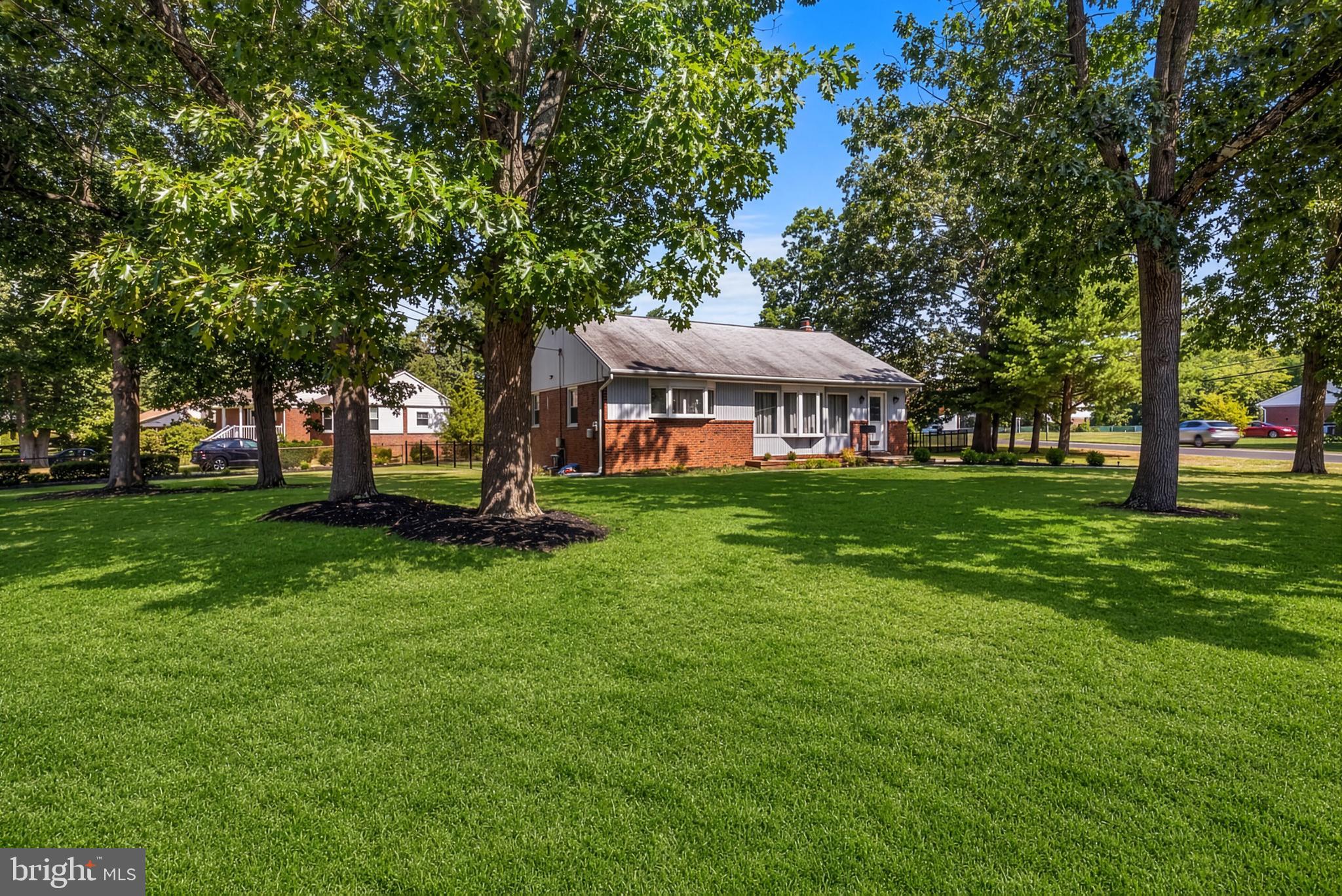 100 BOWLING GREEN DRIVE