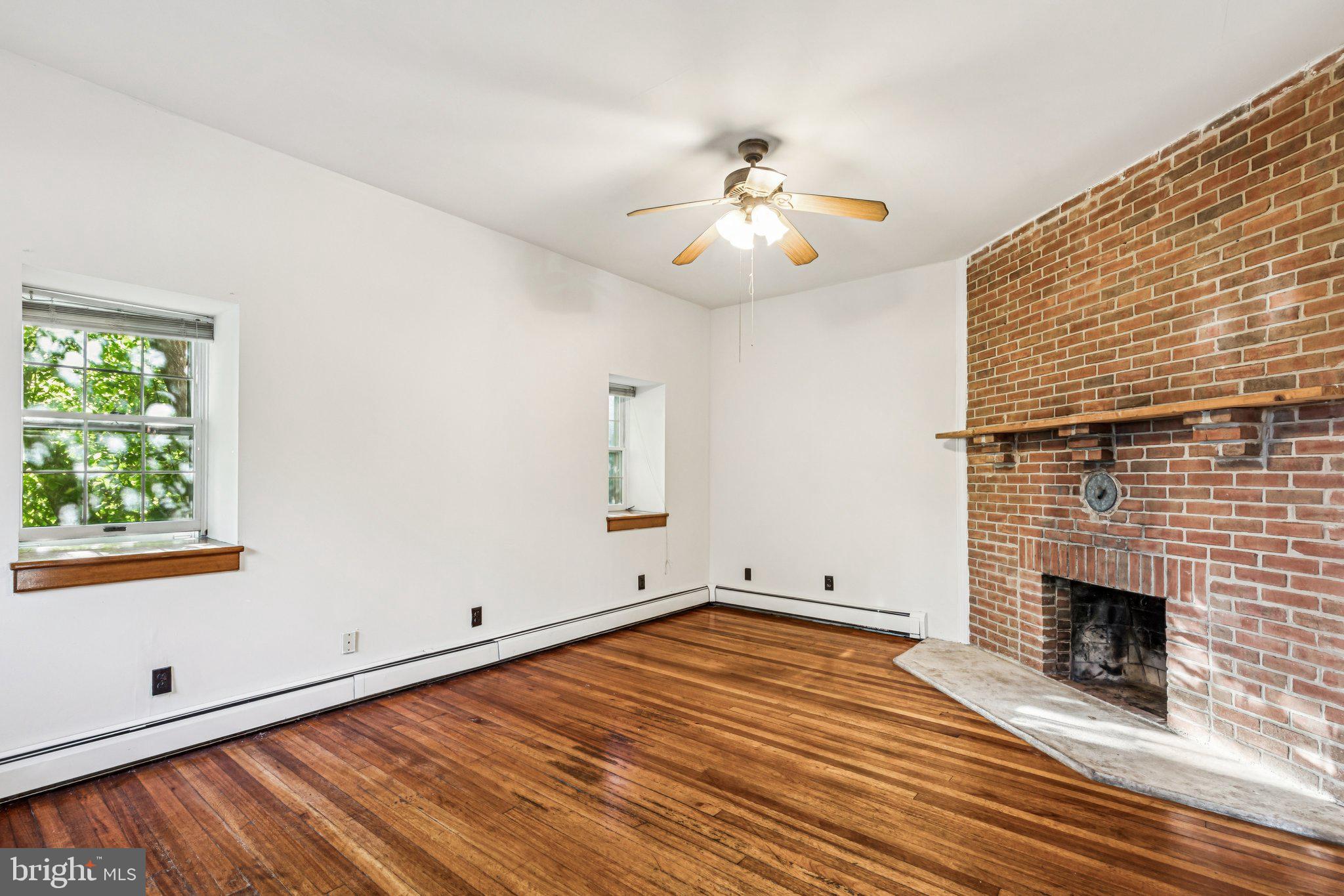 OVERBROOK FARMS - Residential Income