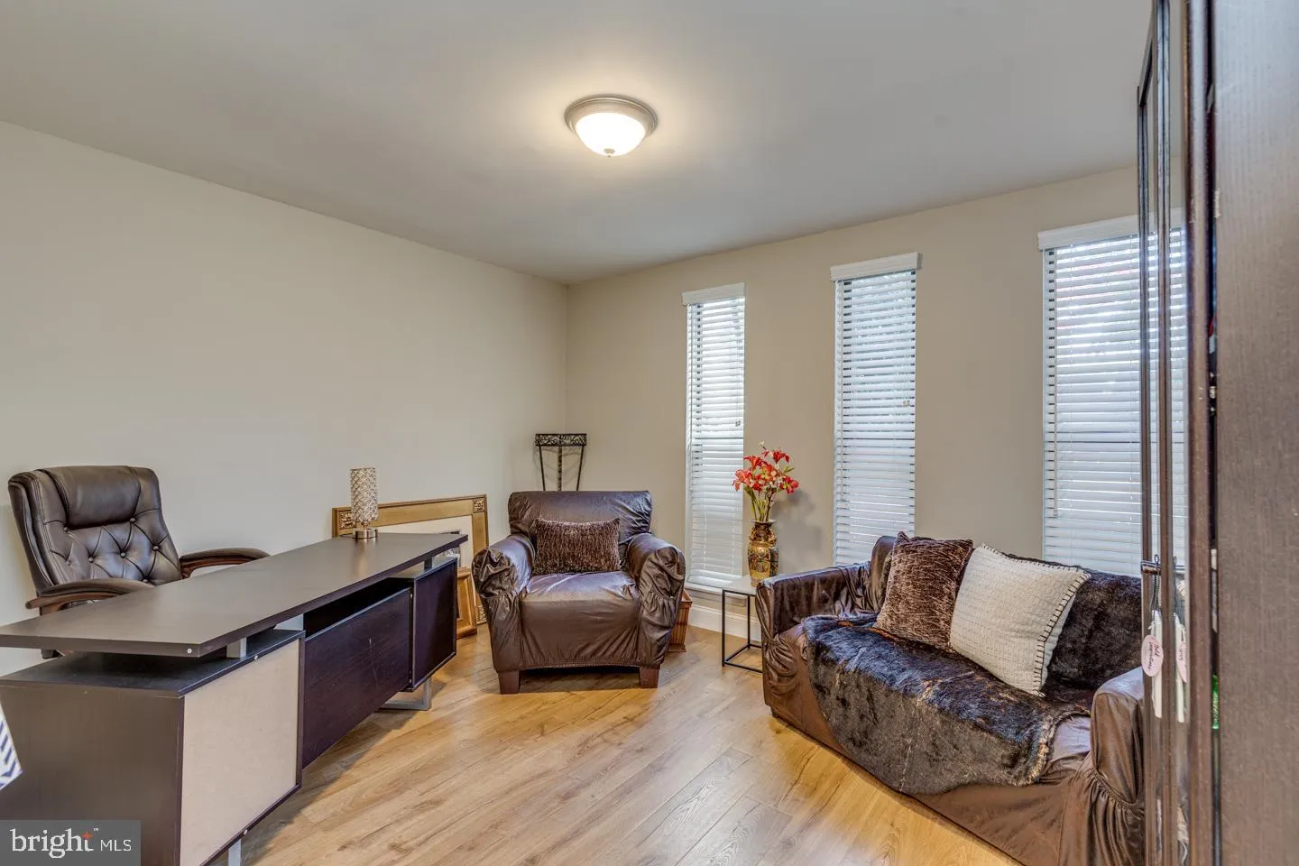 Maple Shade, New Jersey 08052, United States, 2 Bedrooms Bedrooms, ,1 BathroomBathrooms,Residential,Active,233900