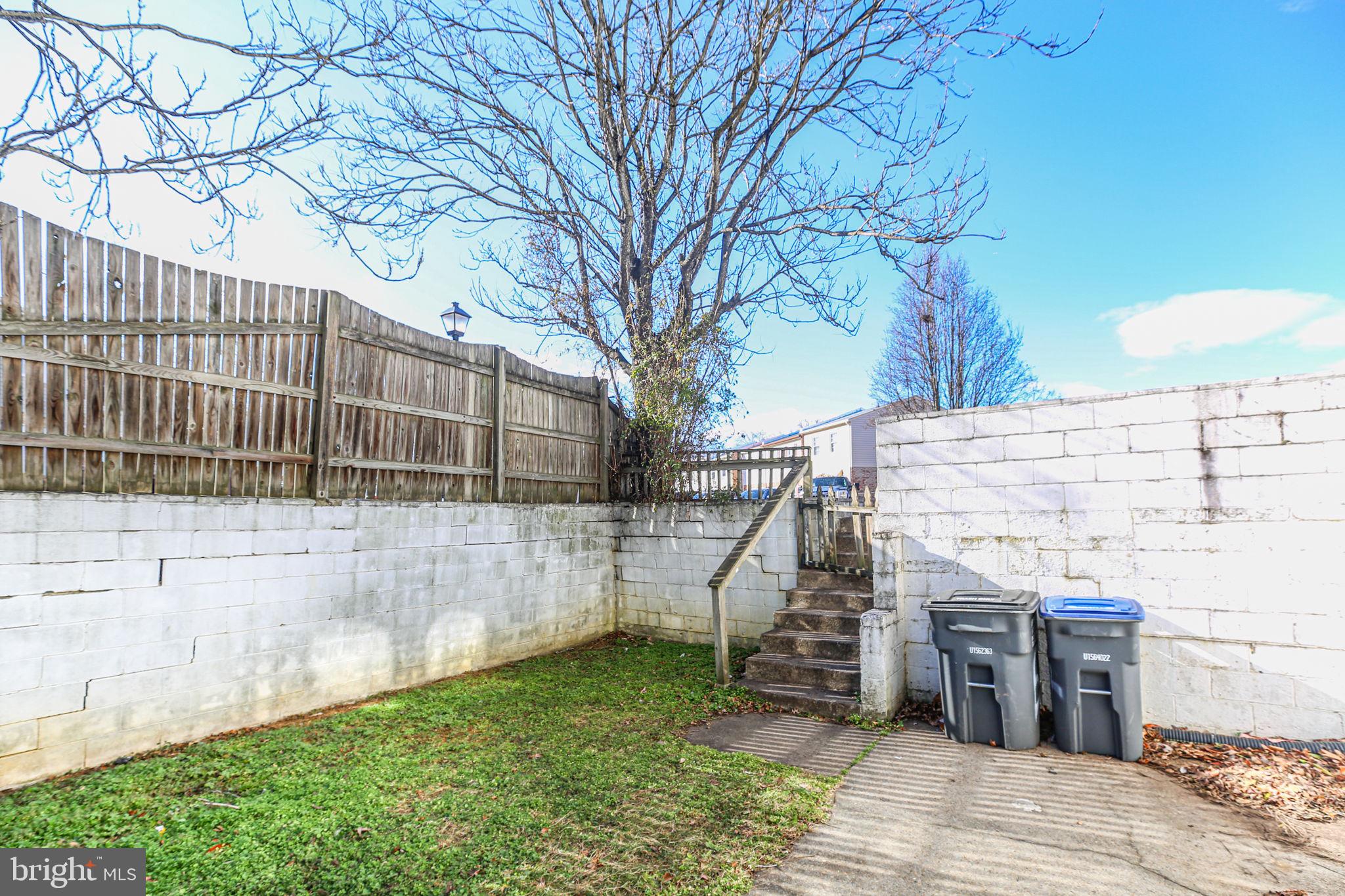 STAFFORDBOROUGH TOWNHOUSES - Residential