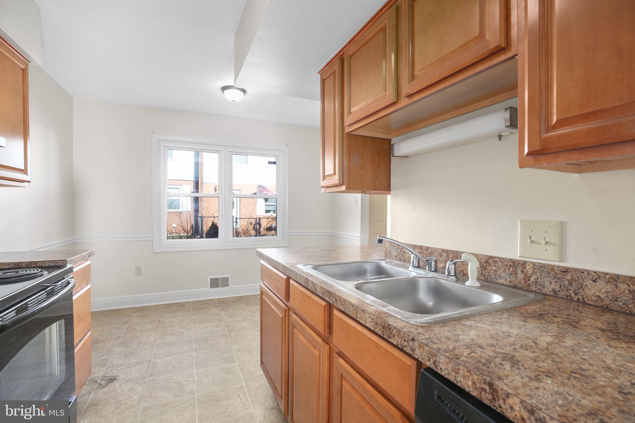 STAFFORDBOROUGH TOWNHOUSES - Residential