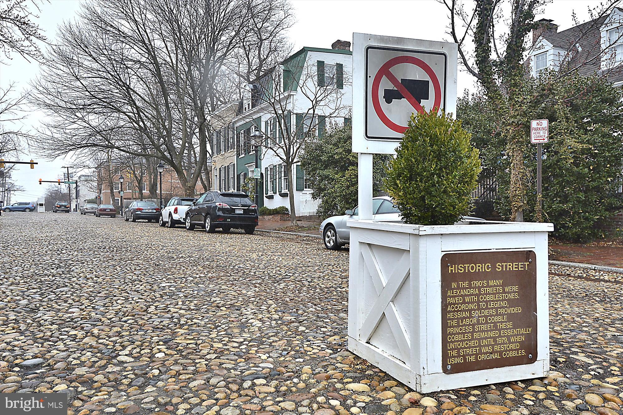 POTOWMACK CROSSING - Residential