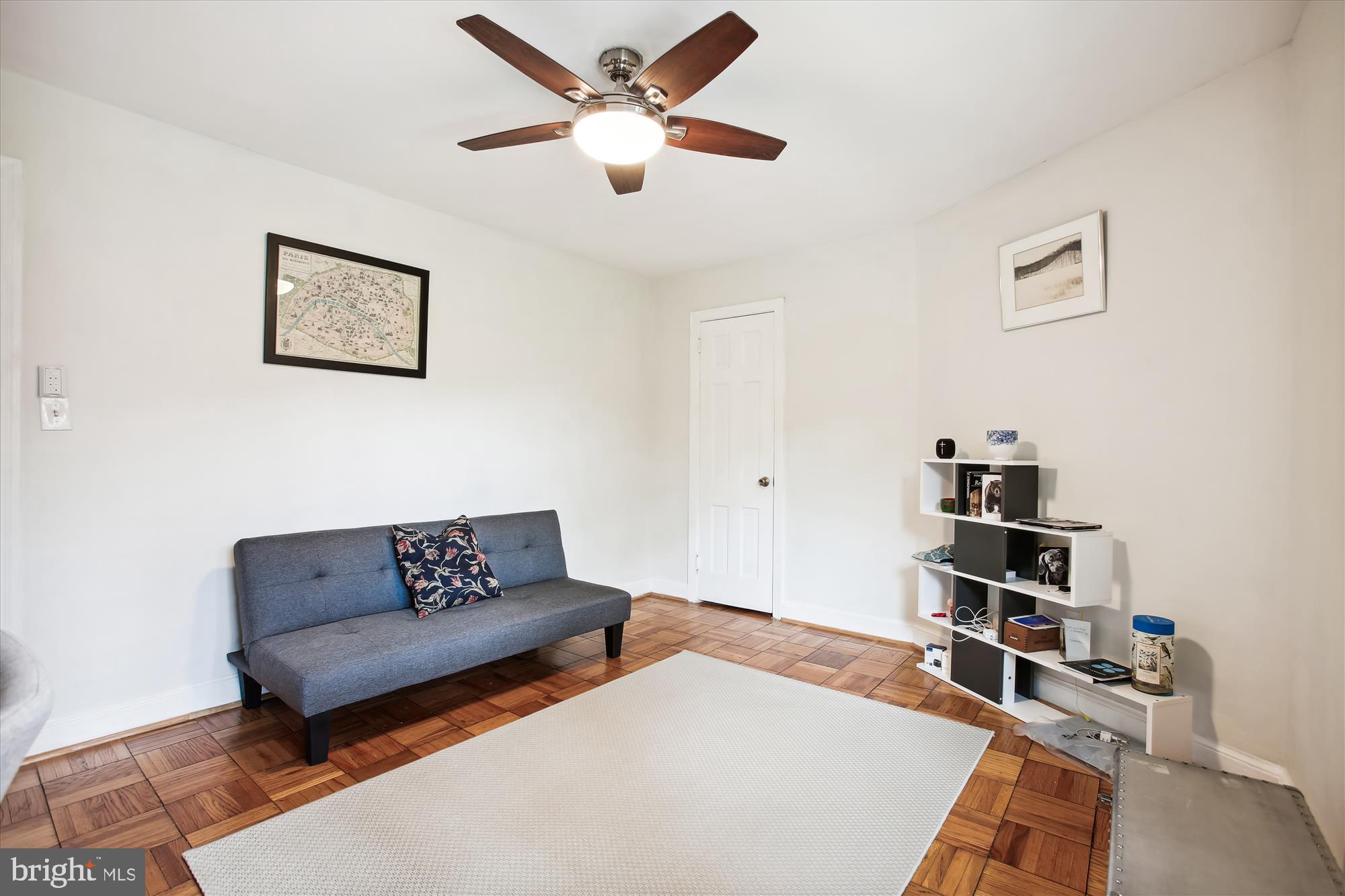 POTOWMACK CROSSING - Residential