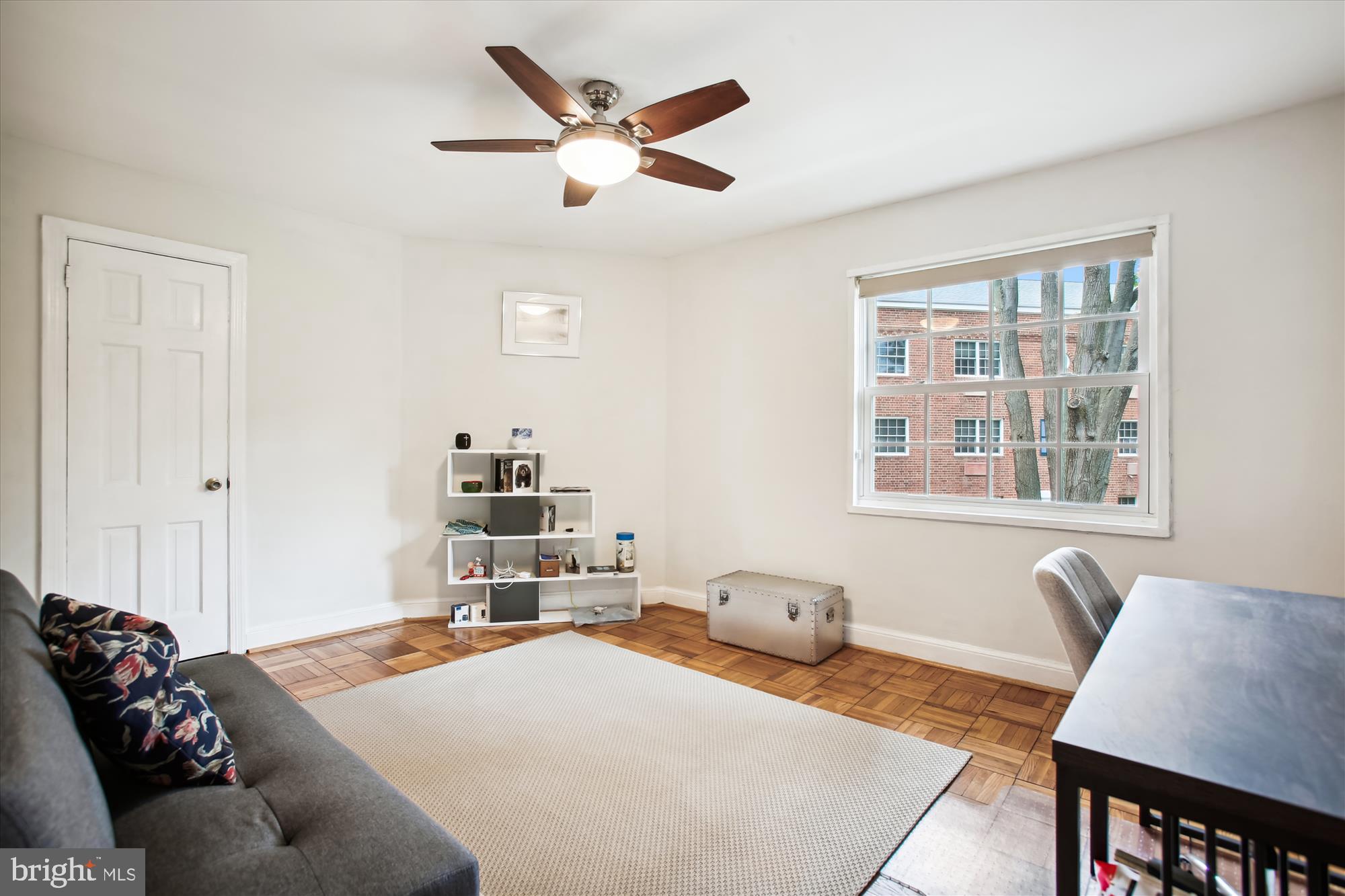 POTOWMACK CROSSING - Residential