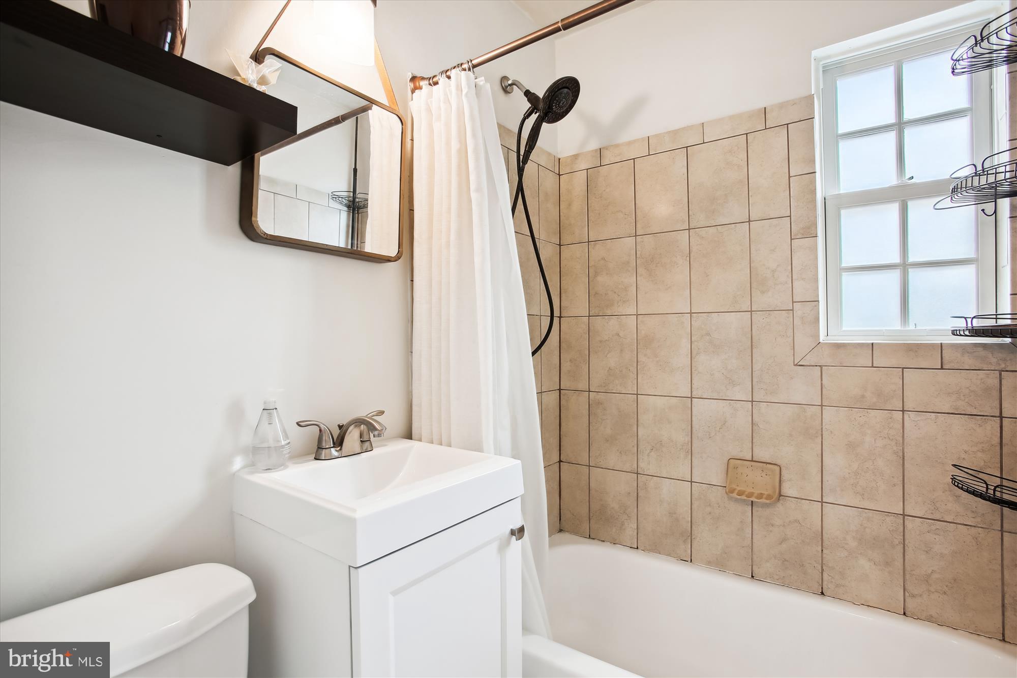 POTOWMACK CROSSING - Residential