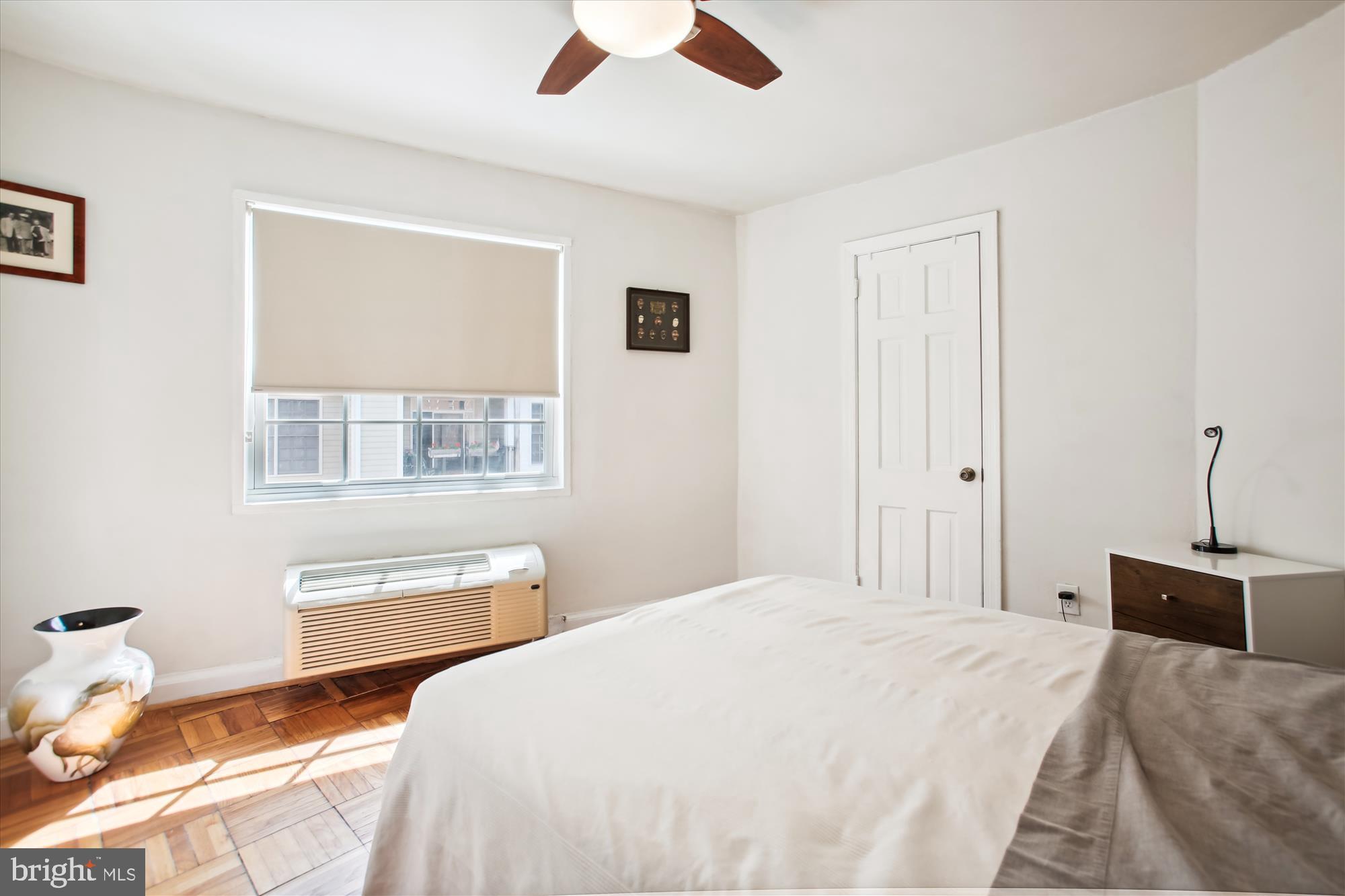 POTOWMACK CROSSING - Residential