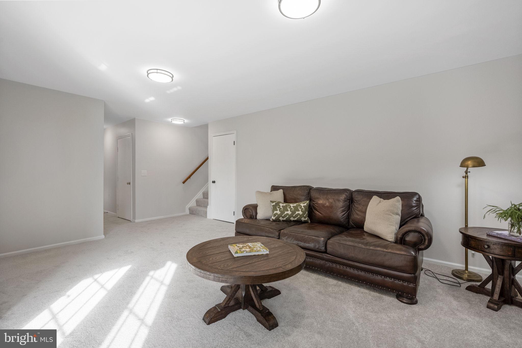 COUNTRYSIDE - Residential