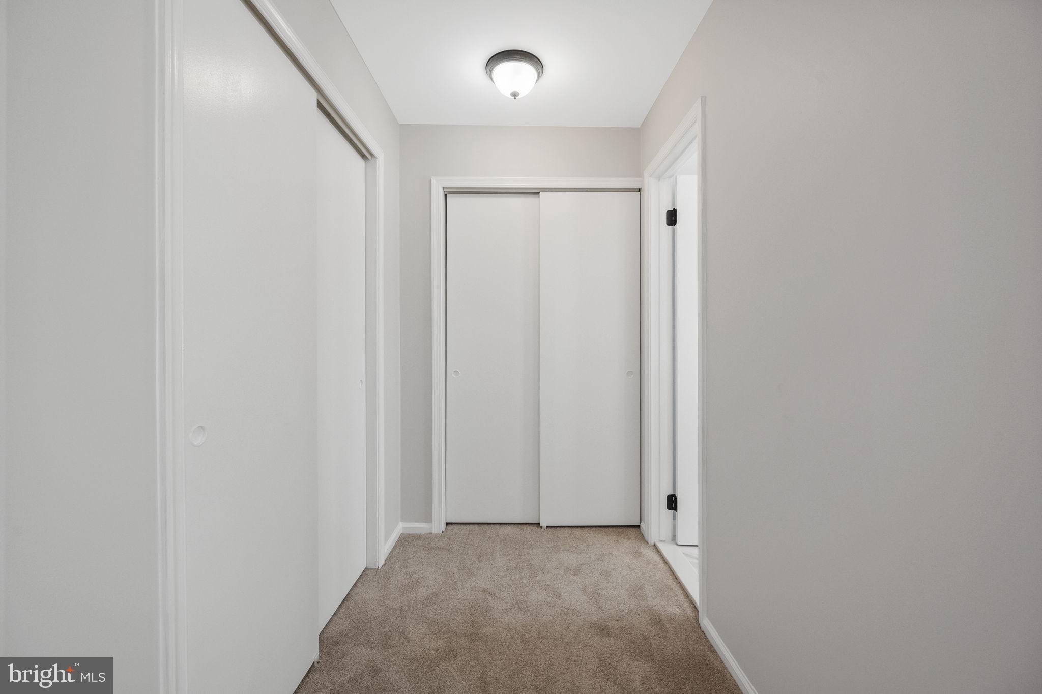 COUNTRYSIDE - Residential