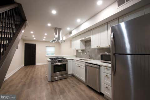 Townhouse For Sale - 502 S Bradford Street<br/> BALTIMORE, MD 21224