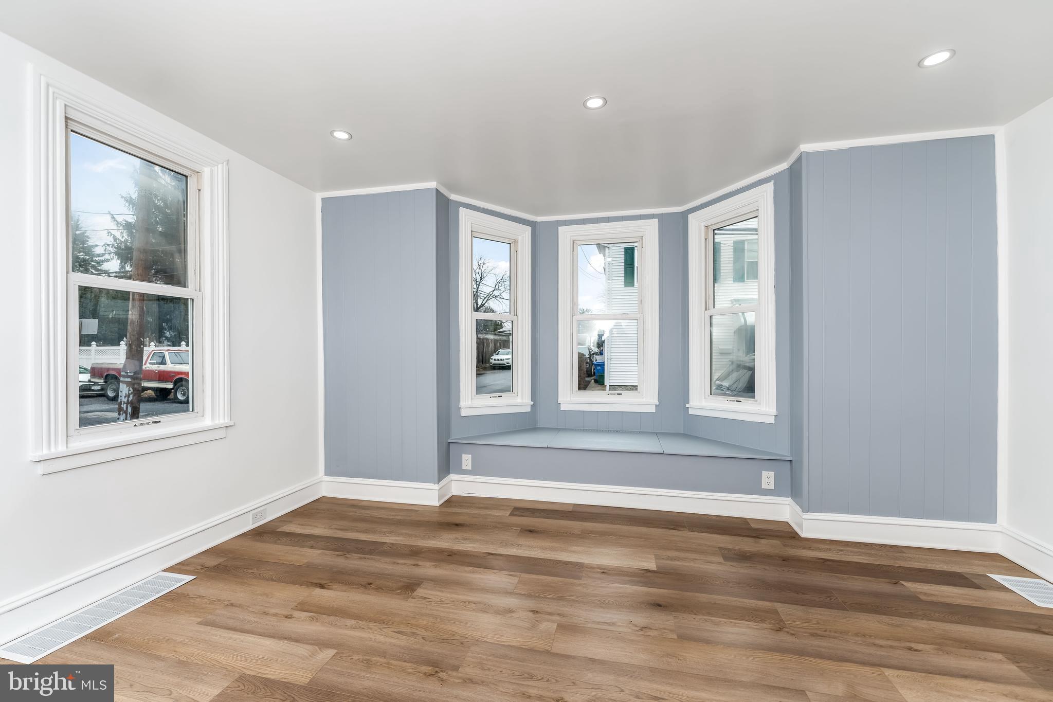 MECHANICSBURG BOROUGH - Residential