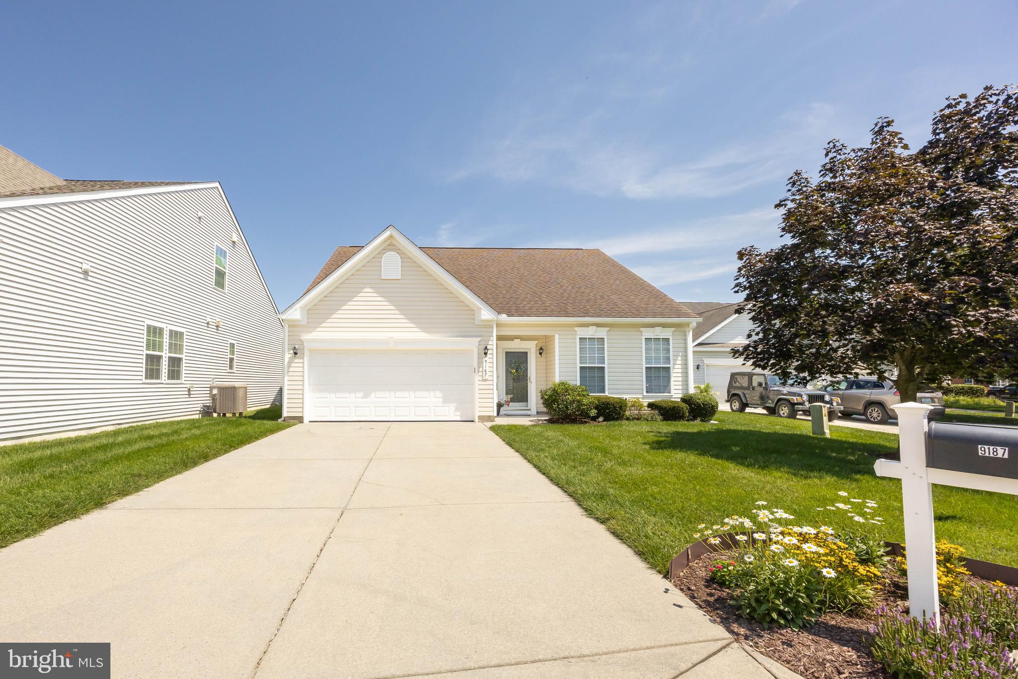 9187 CLUBHOUSE DRIVE