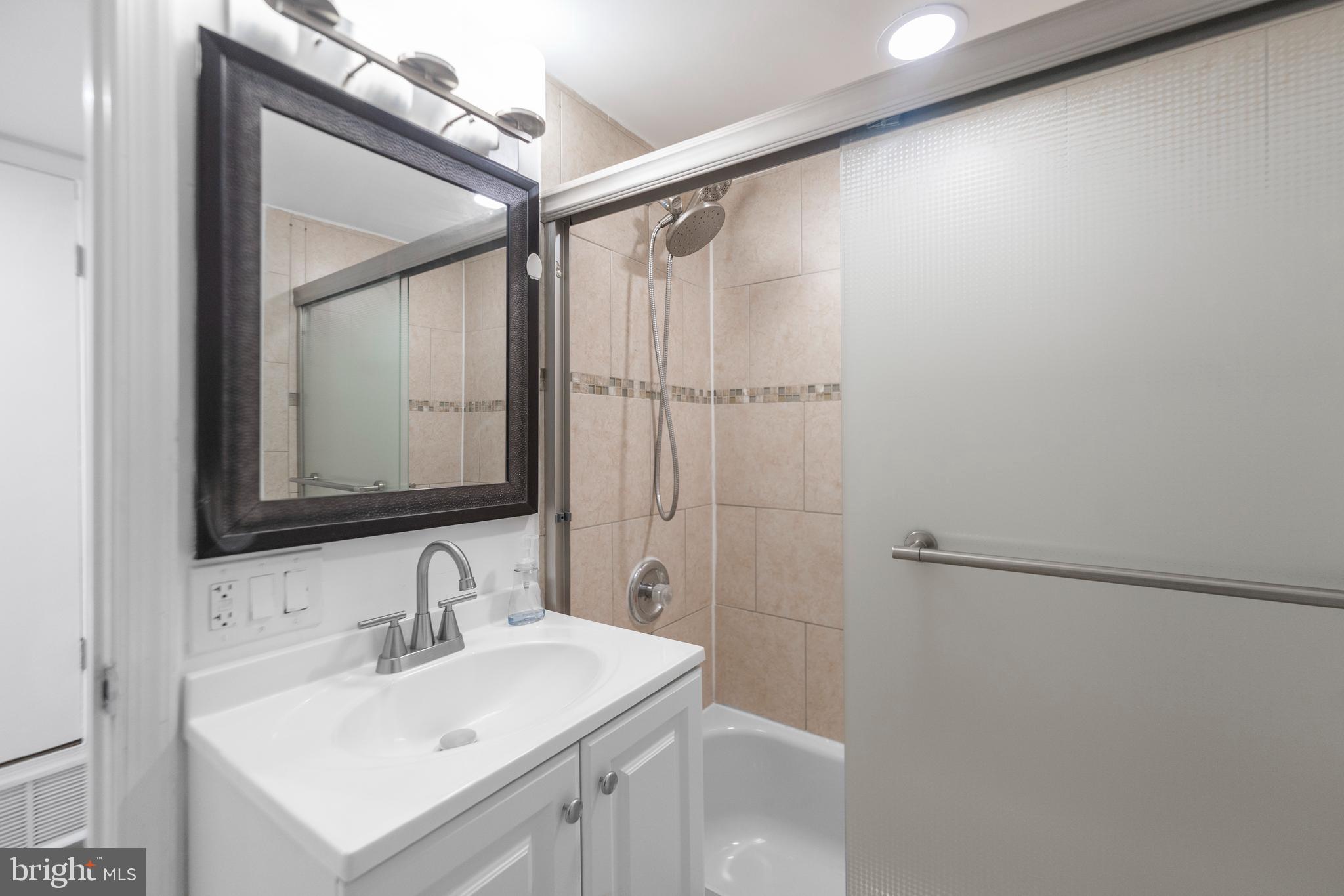 WILSON BRIDGE CONDOS - Residential