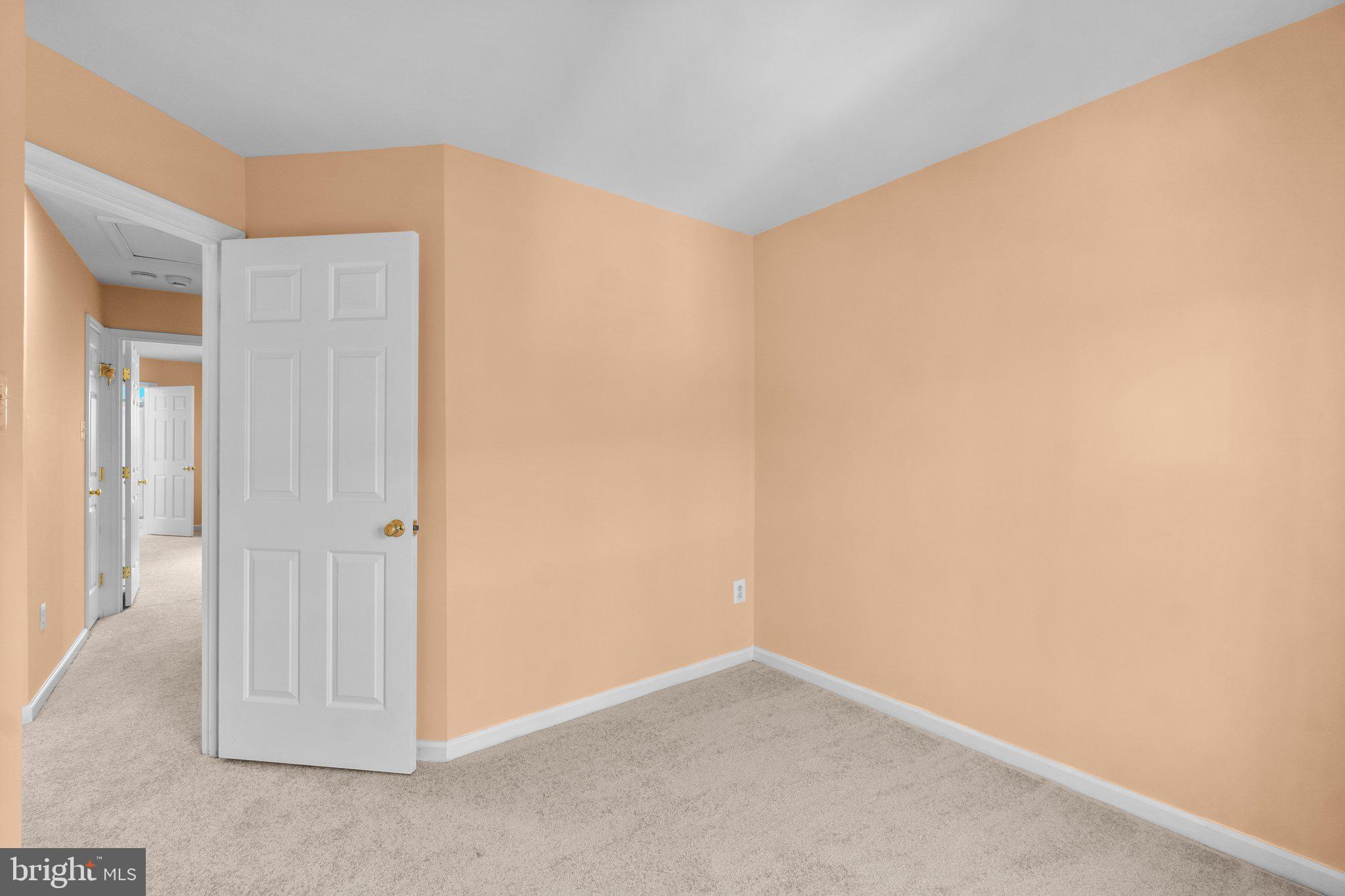 WAVERLY WOODS - Residential Lease