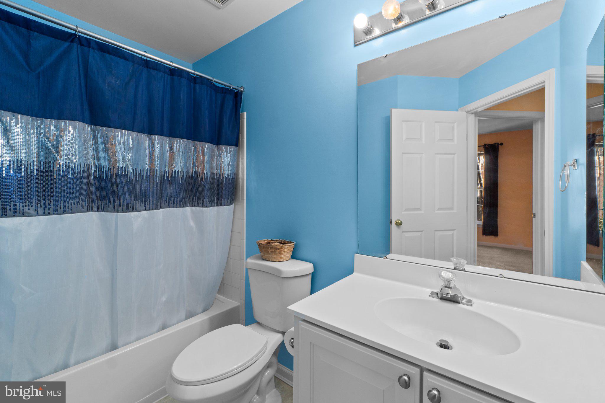 WAVERLY WOODS - Residential Lease