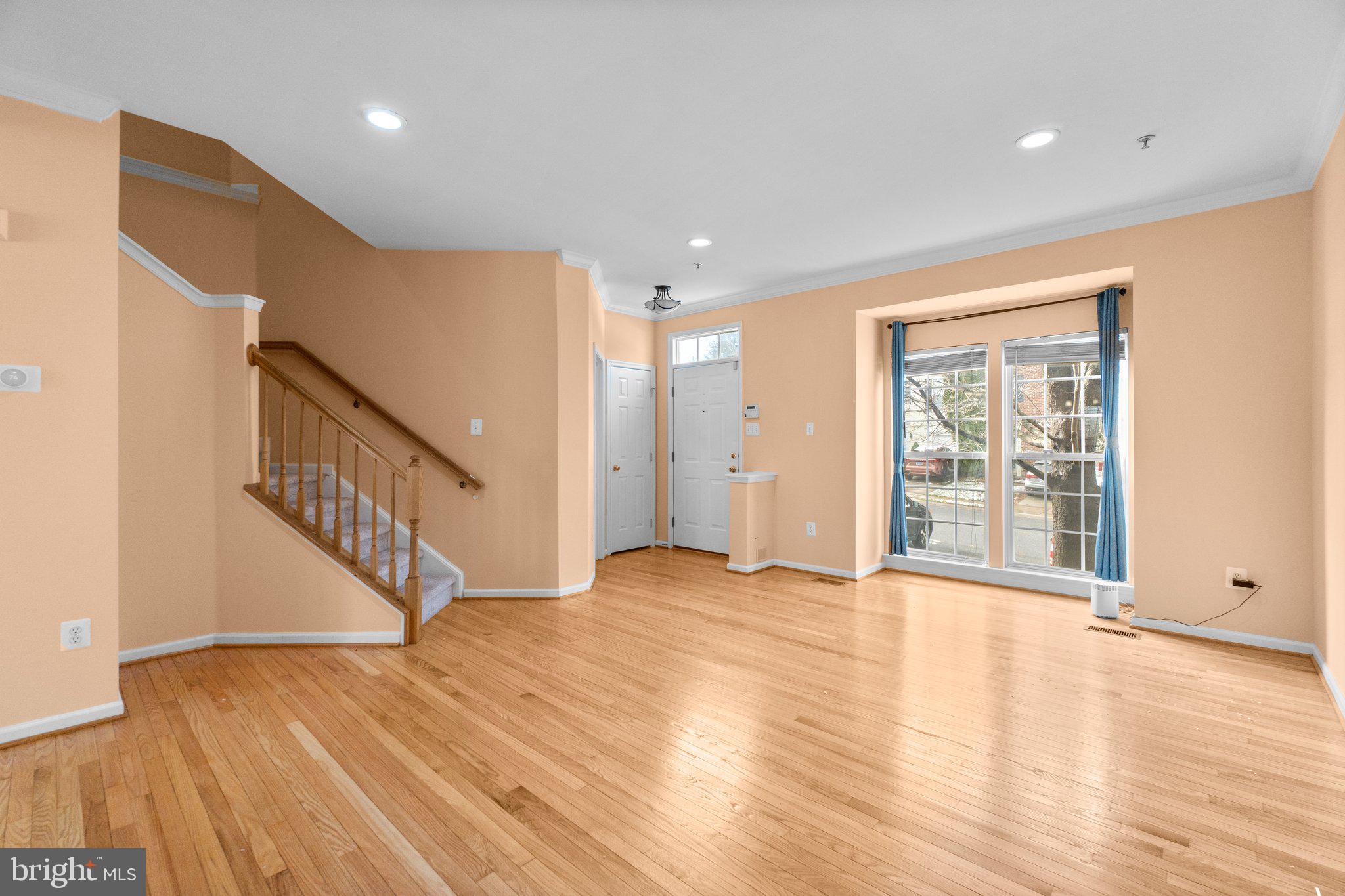 WAVERLY WOODS - Residential Lease