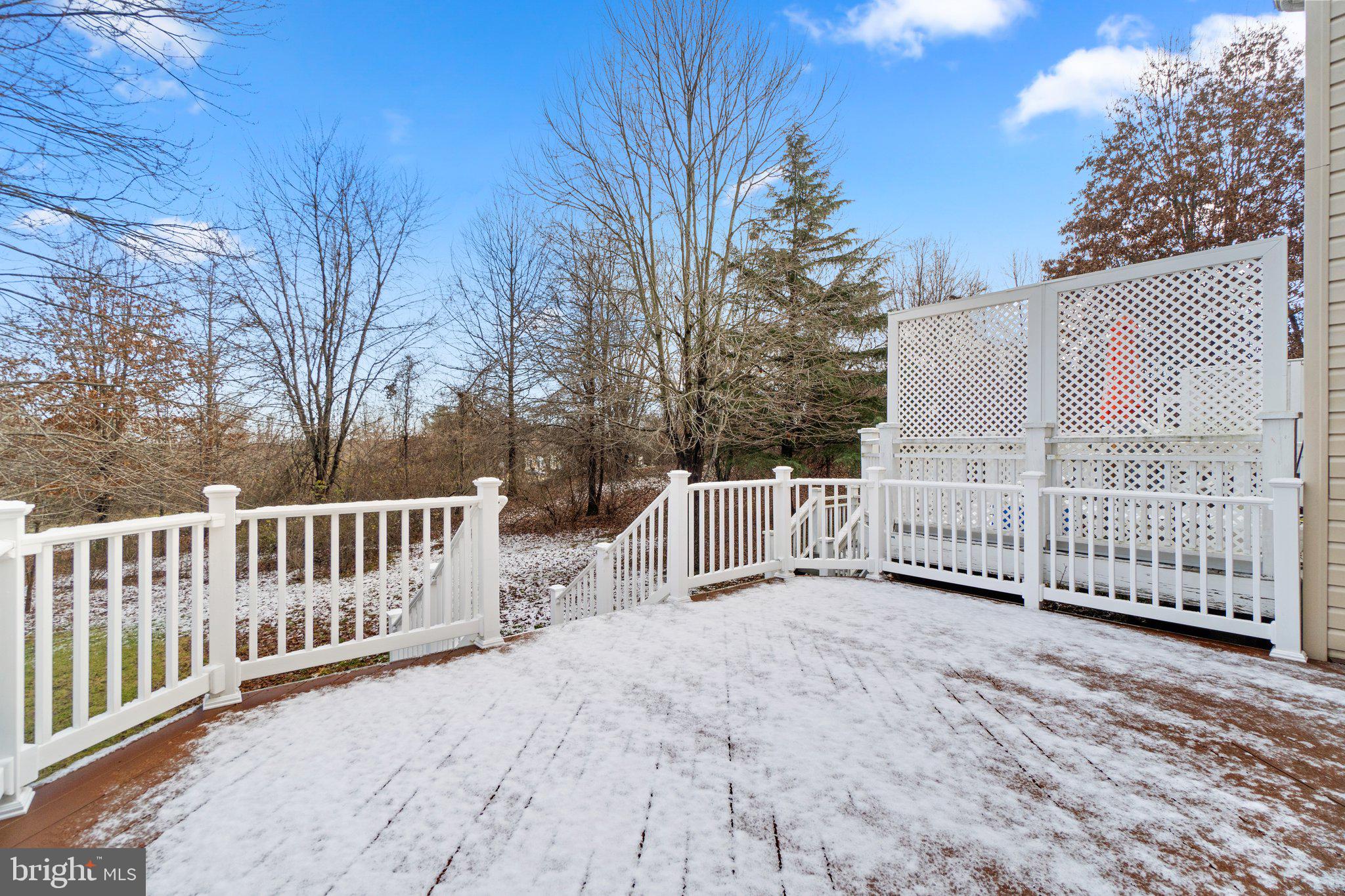 WAVERLY WOODS - Residential Lease