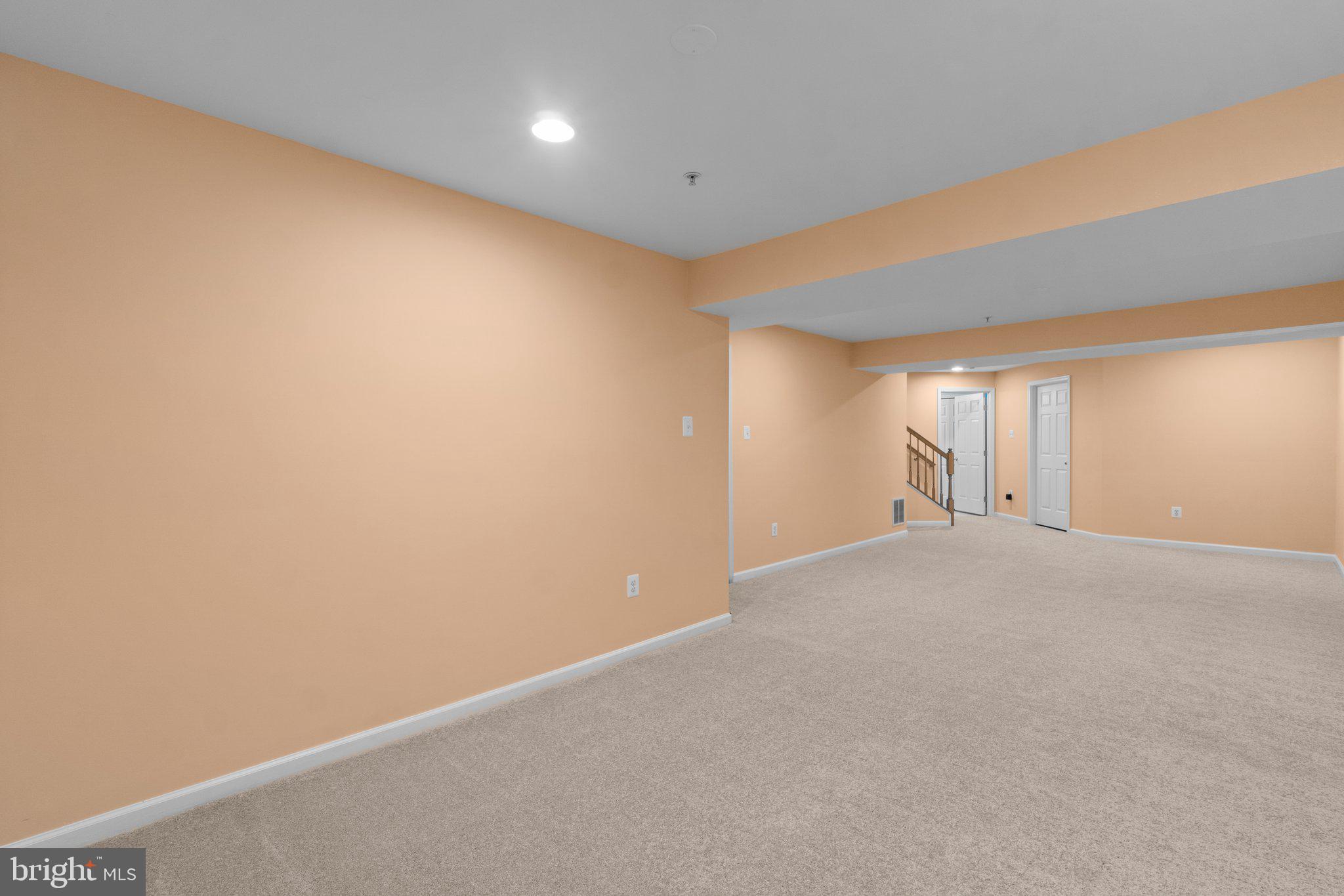 WAVERLY WOODS - Residential Lease