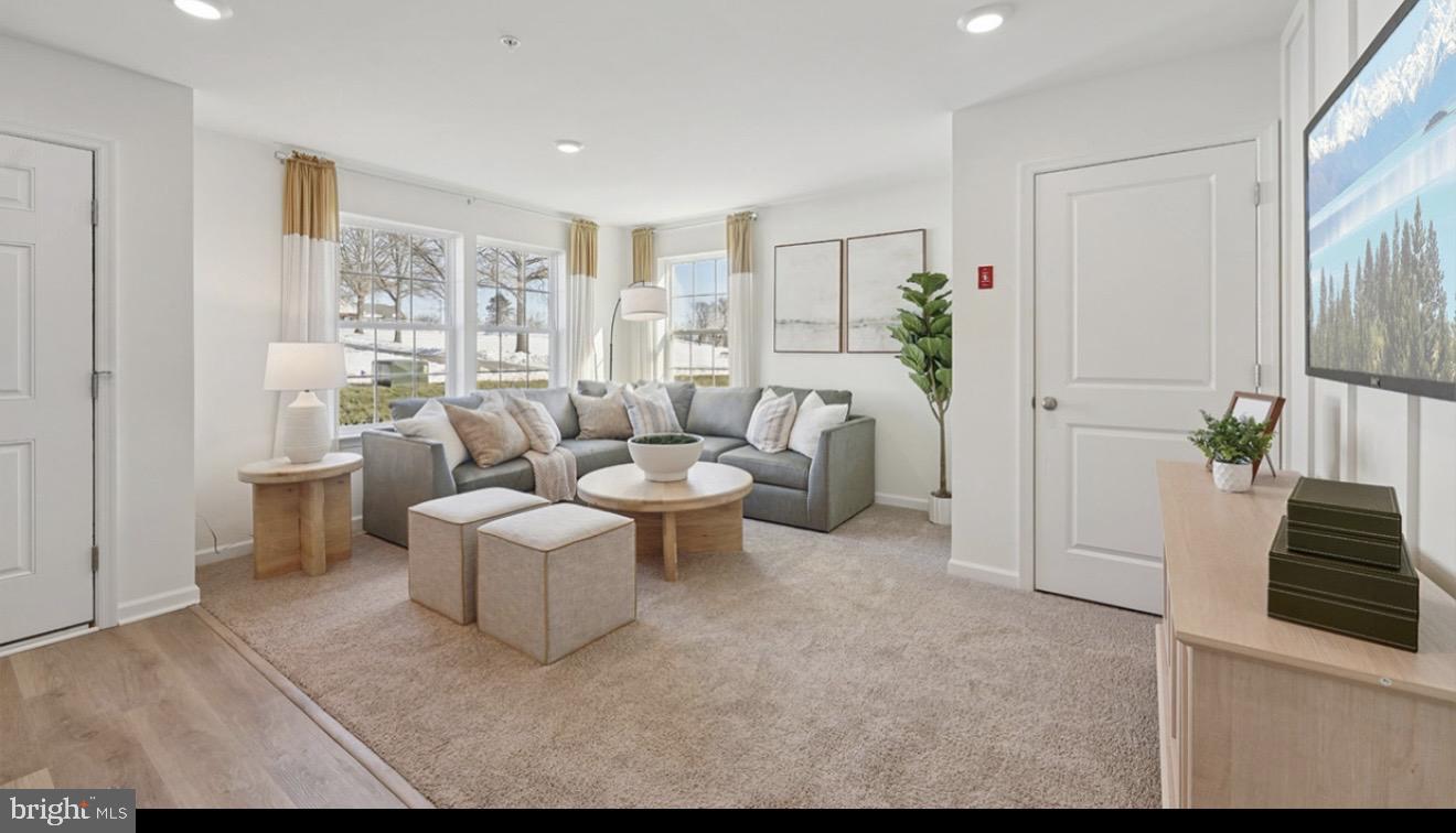 113 SPENSER WAY
