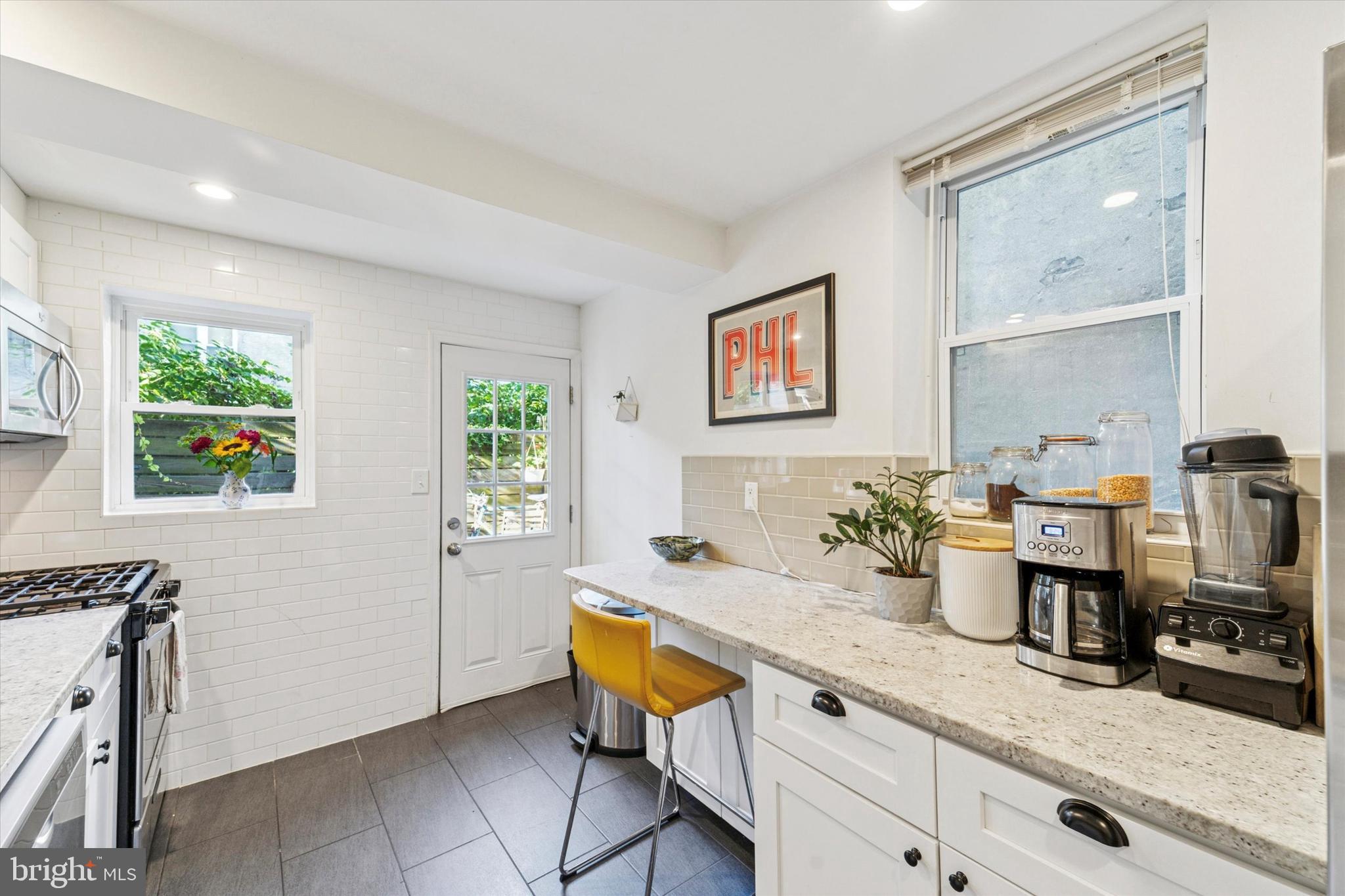 GRADUATE HOSPITAL - Residential Lease