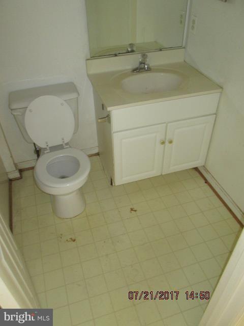 BOSTON COURTS - Residential