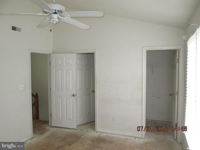 BOSTON COURTS - Residential