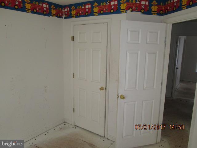 BOSTON COURTS - Residential