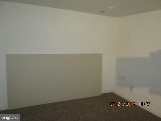 BOSTON COURTS - Residential