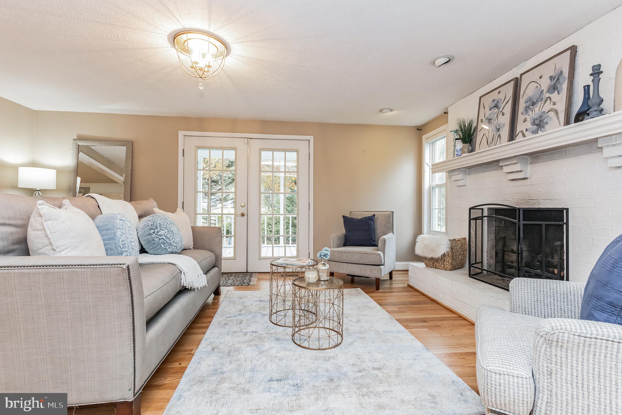 FOXLAIR ACRES - Residential