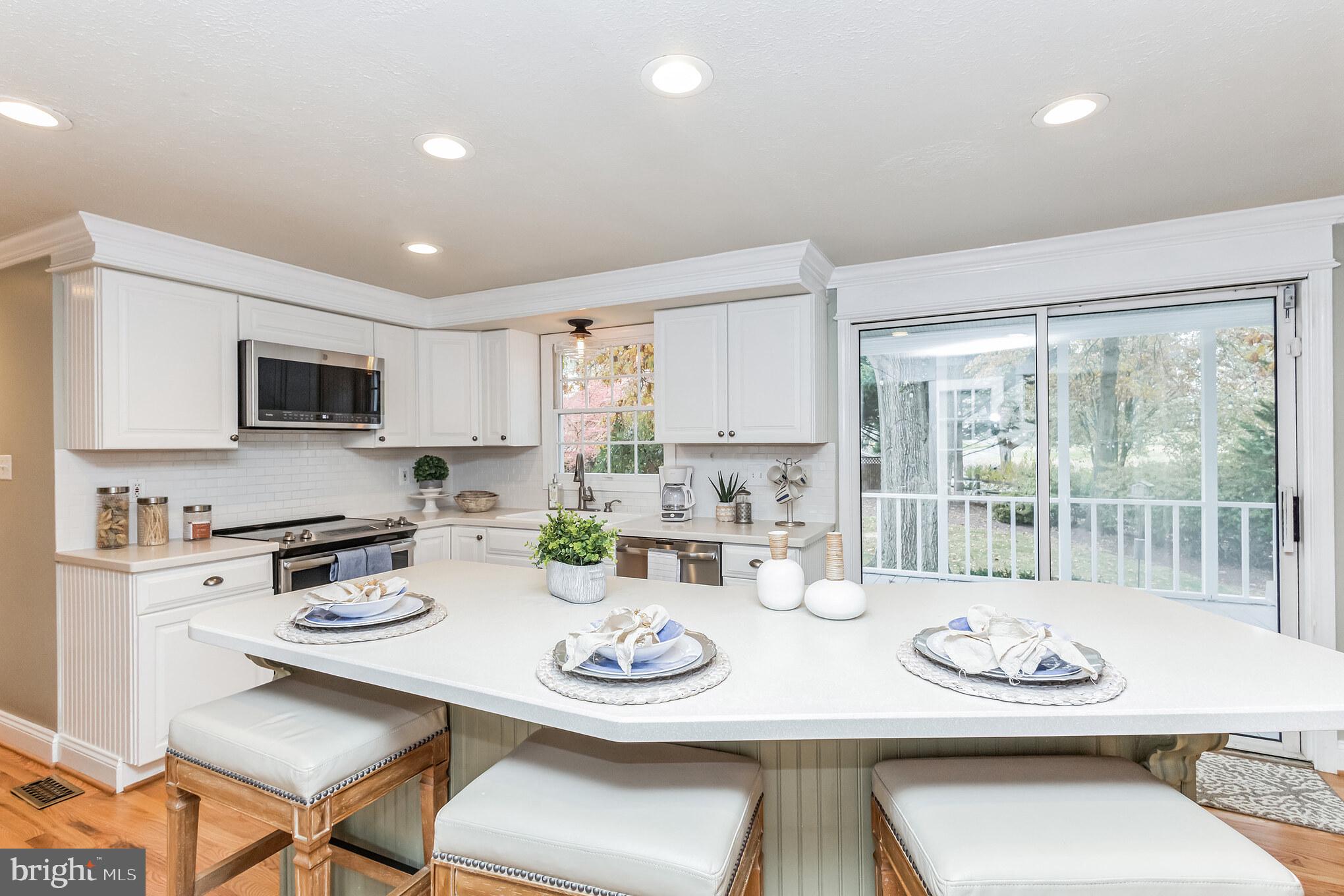 FOXLAIR ACRES - Residential