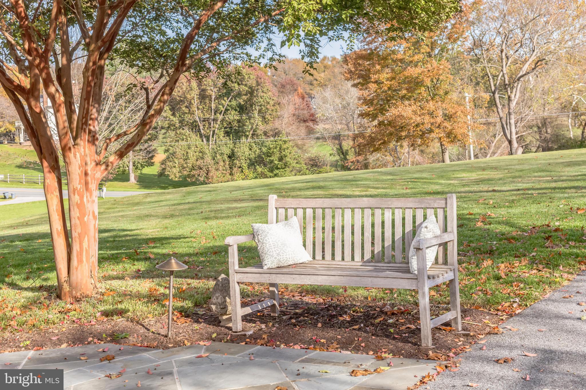 FOXLAIR ACRES - Residential