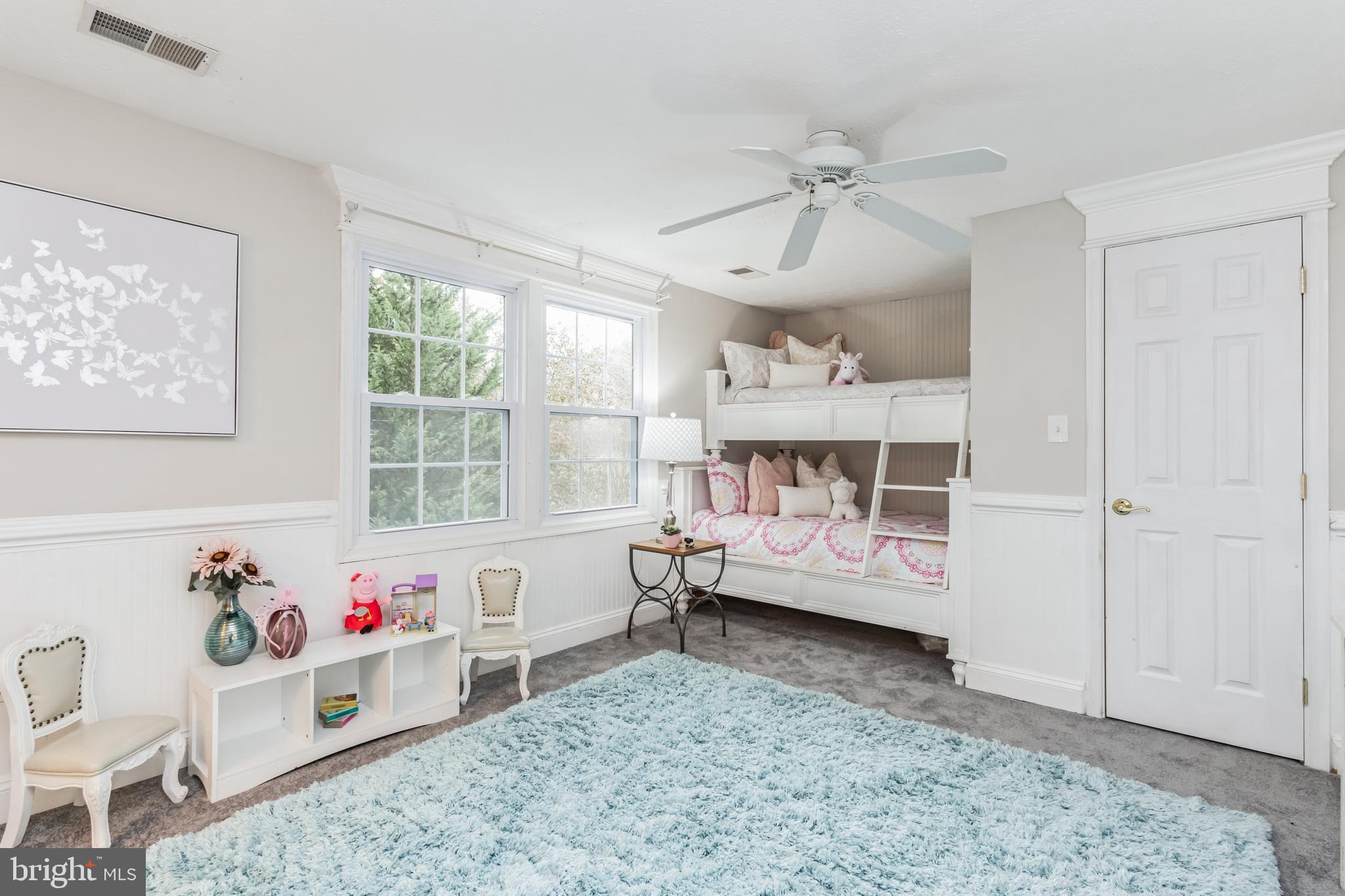 FOXLAIR ACRES - Residential