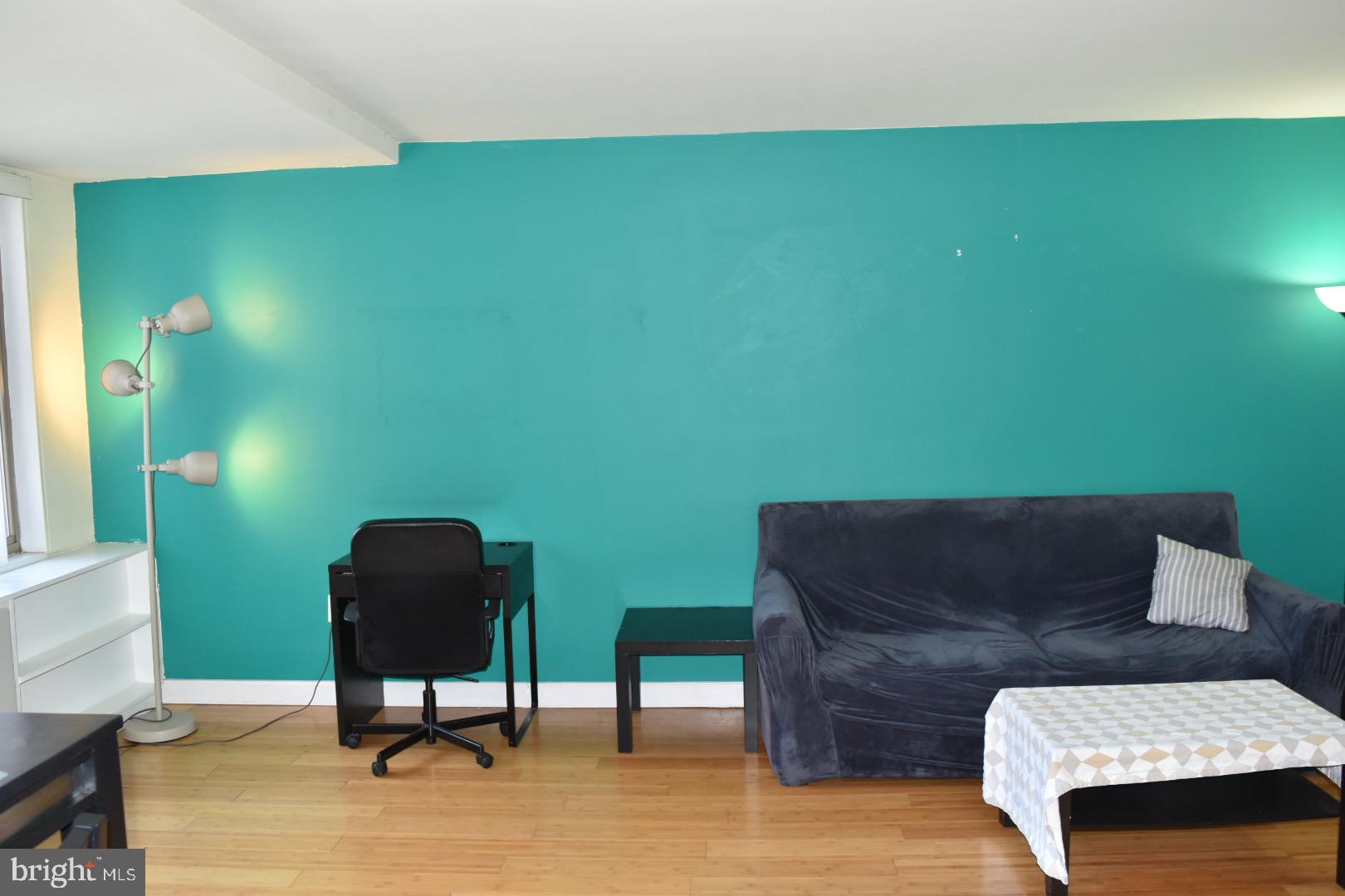 1111 ARLINGTON BOULEVARD 825