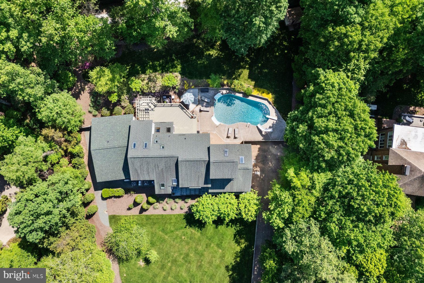 3 WELWYN PLACE