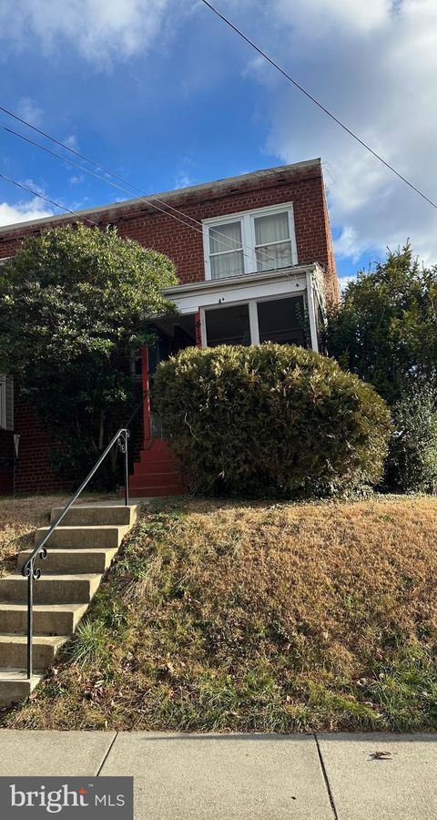 413 KENNEDY STREET NE WASHINGTON DC 20011