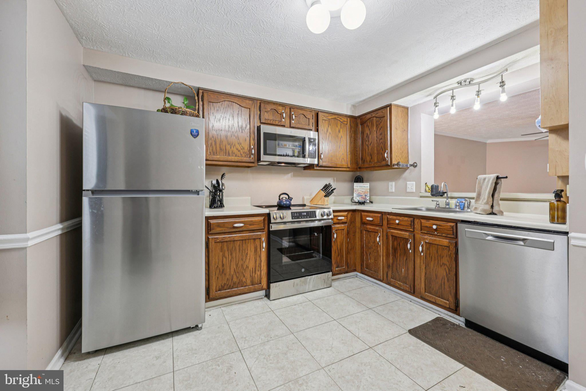 STONE CROSSING - Residential