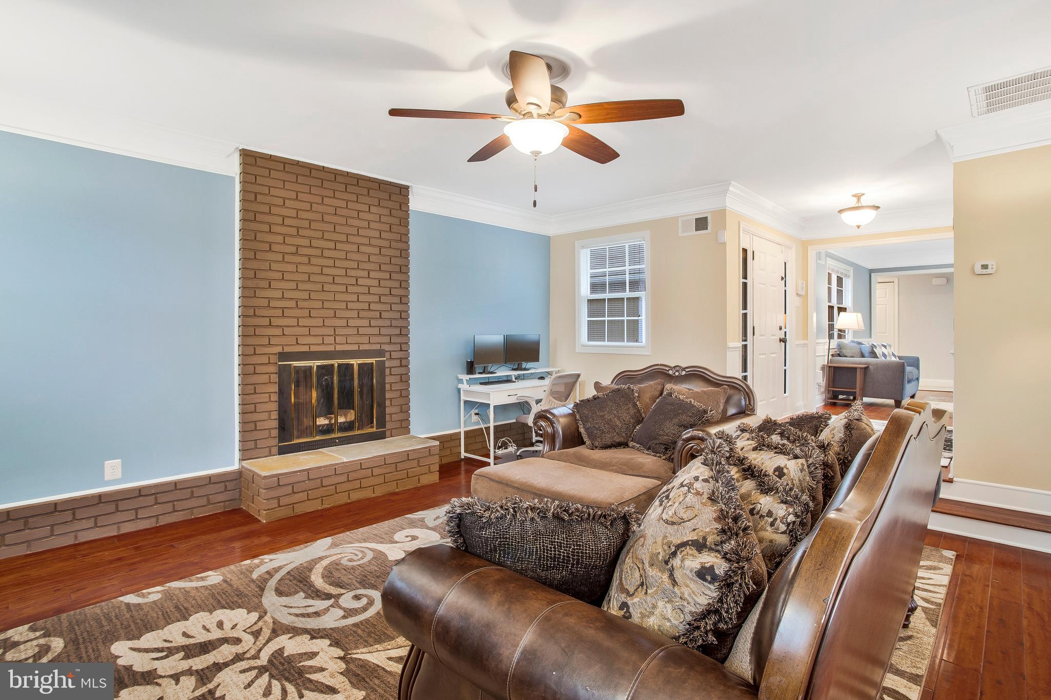 COUNTRY CLUB SOUTH - Residential