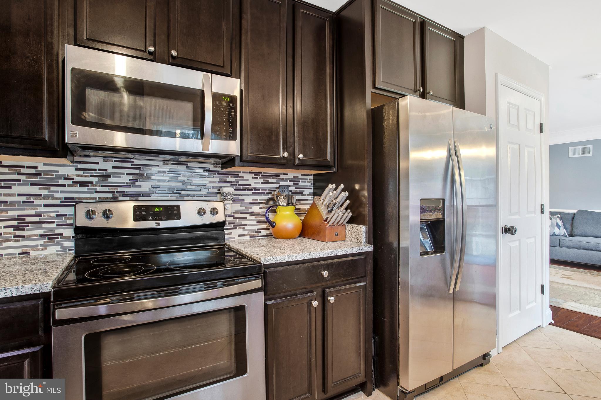 COUNTRY CLUB SOUTH - Residential