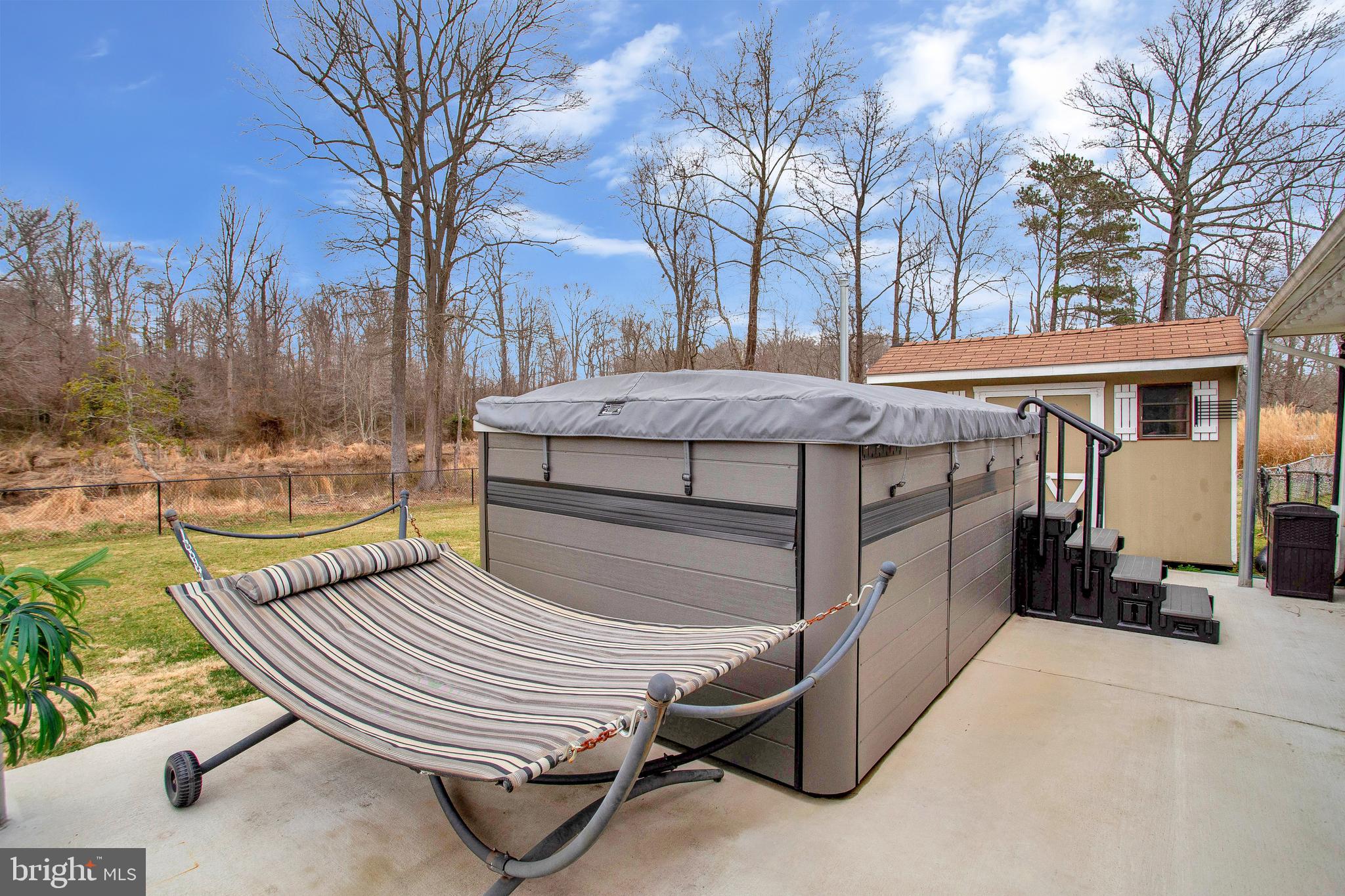 COUNTRY CLUB SOUTH - Residential