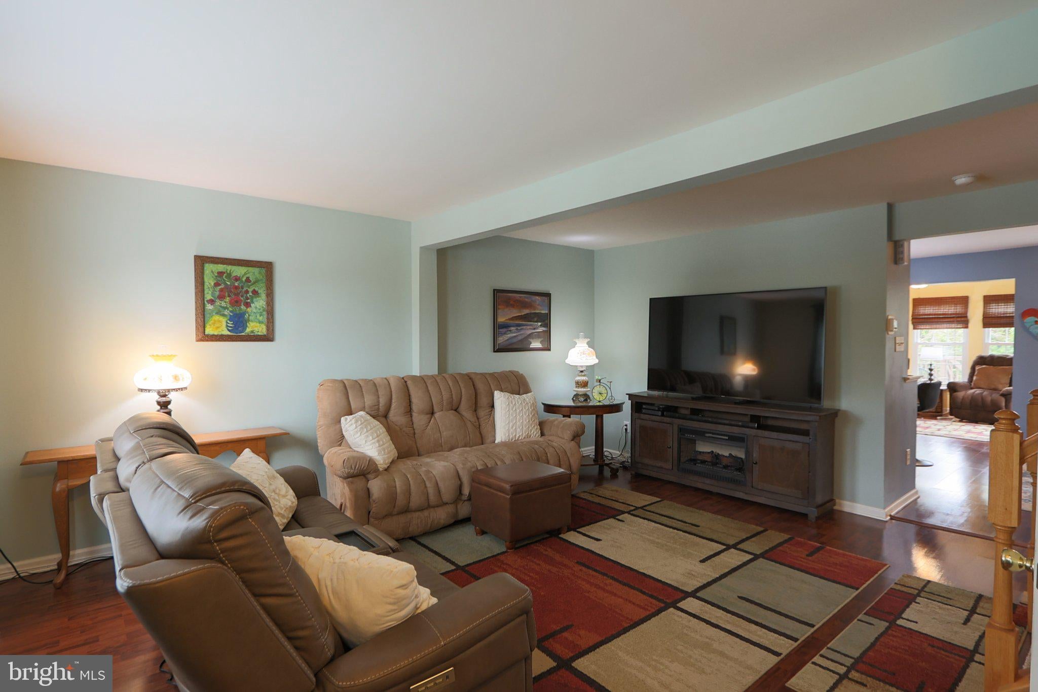 1210 PIN OAK DRIVE