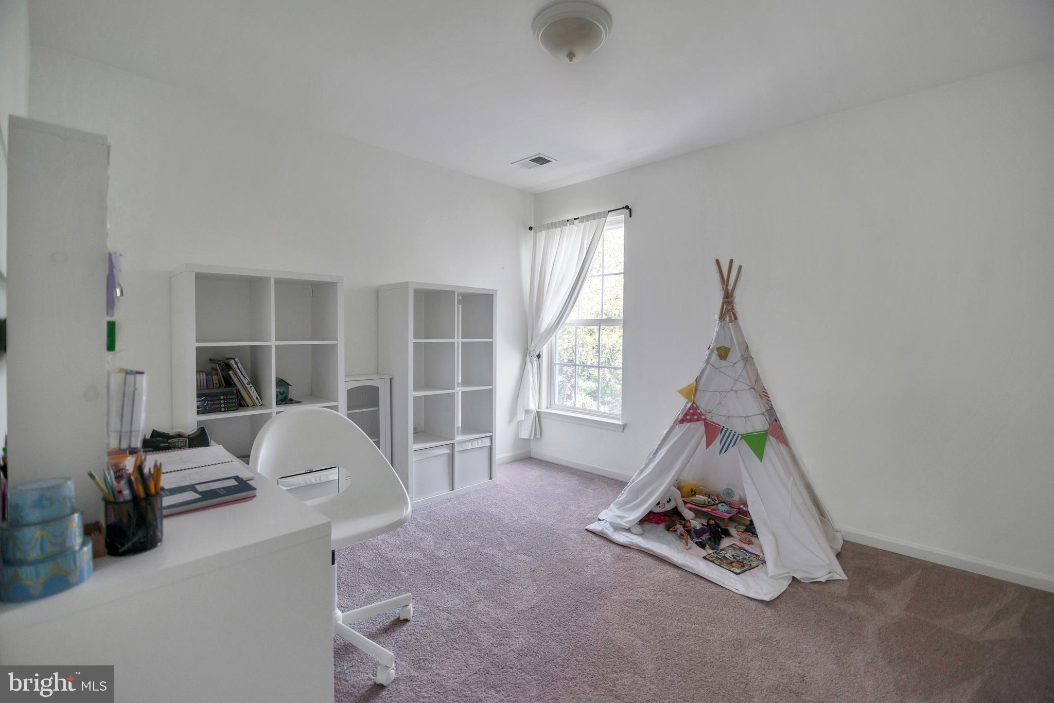 DEARBOUGHT - Residential