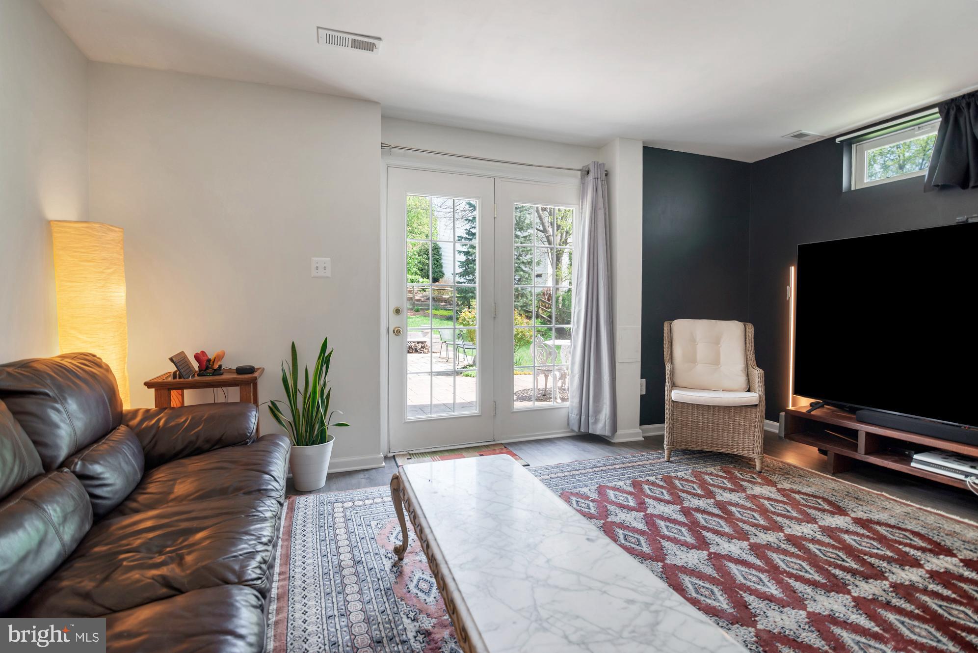 DEARBOUGHT - Residential