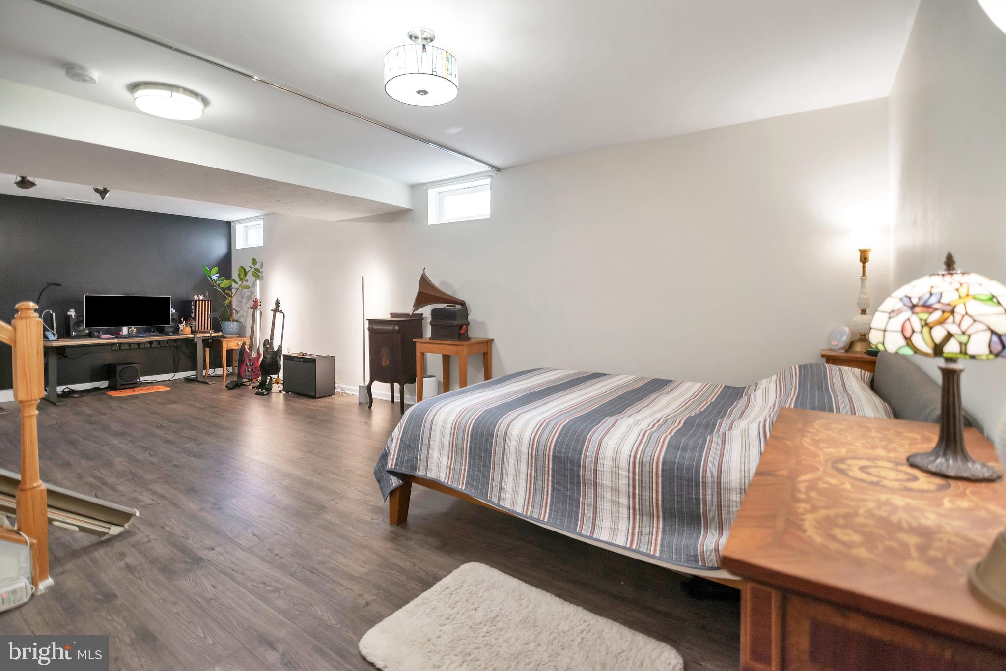 DEARBOUGHT - Residential